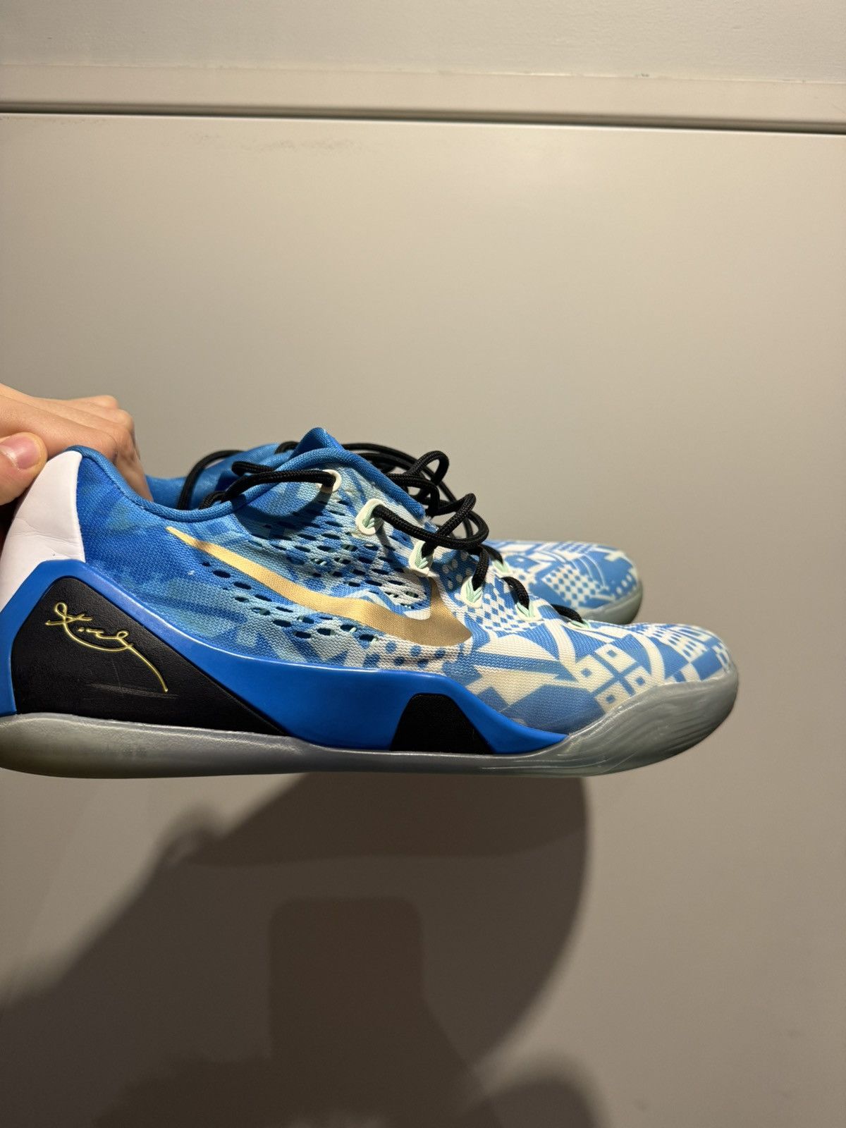 Nike Nike kobe em 9 Size US 12.5 / EU 45-46 - 1 Thumbnail