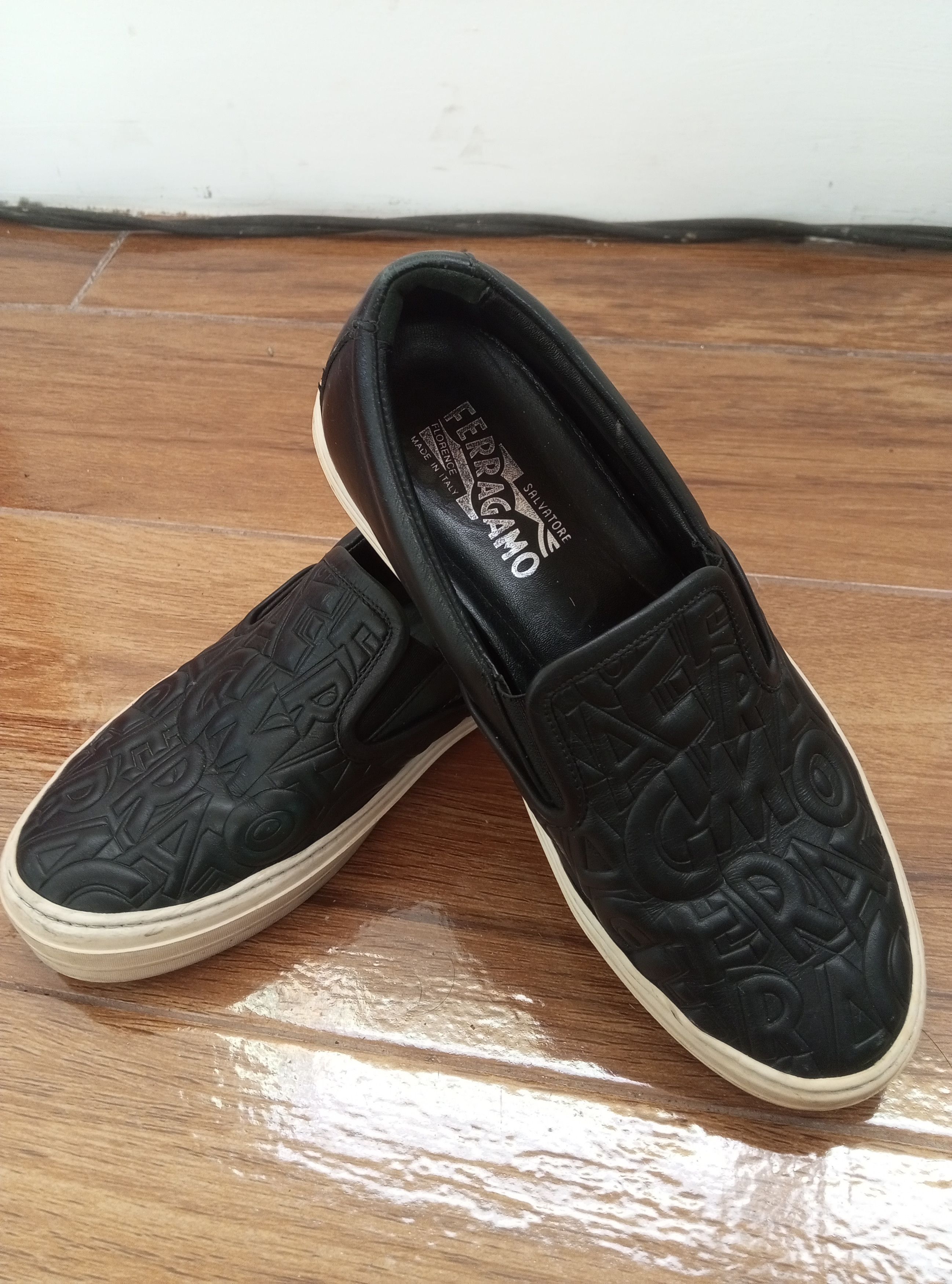 Salvatore Ferragamo Salvatore Ferragamo Black Leather Logo Embossed Sneakers Size US 6.5 / IT 36.5 - 2 Thumbnail