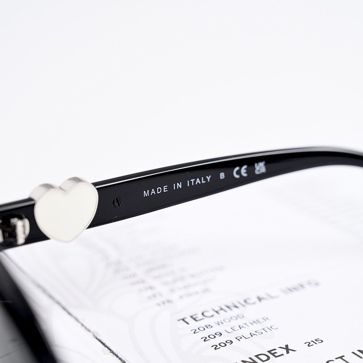Chanel CHANEL 0CH5520 C501S4 SUNGLASSES Size ONE SIZE - 4 Thumbnail