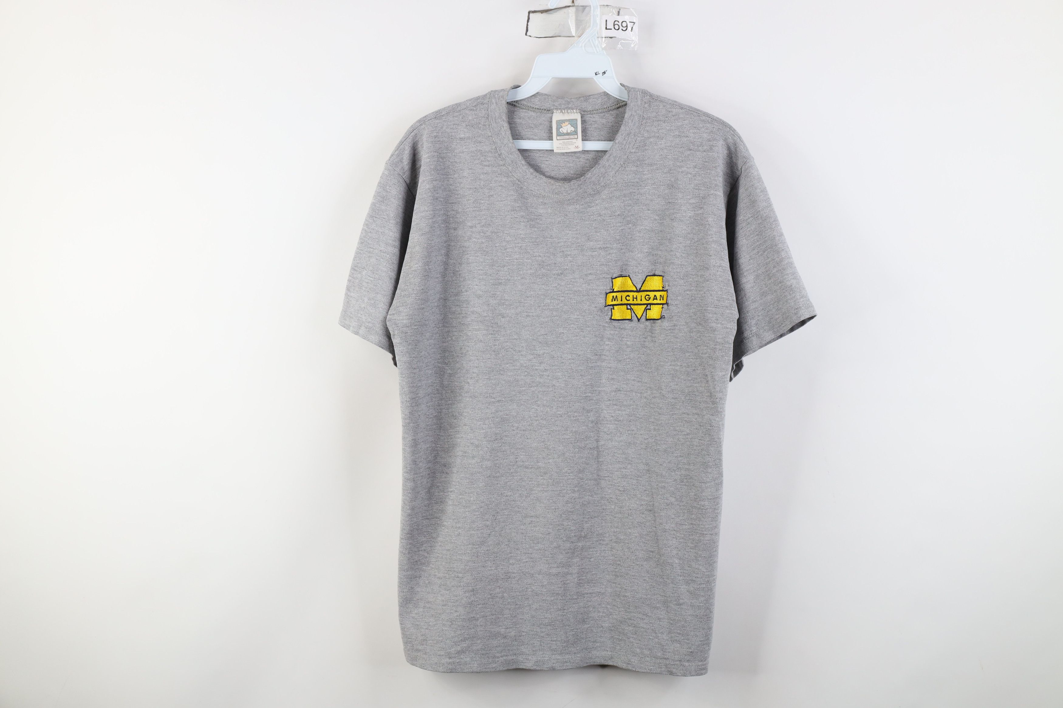 Vintage Vintage 90s Block M University of Michigan Knit T-Shirt USA Size US M / EU 48-50 / 2 - 1 Thumbnail