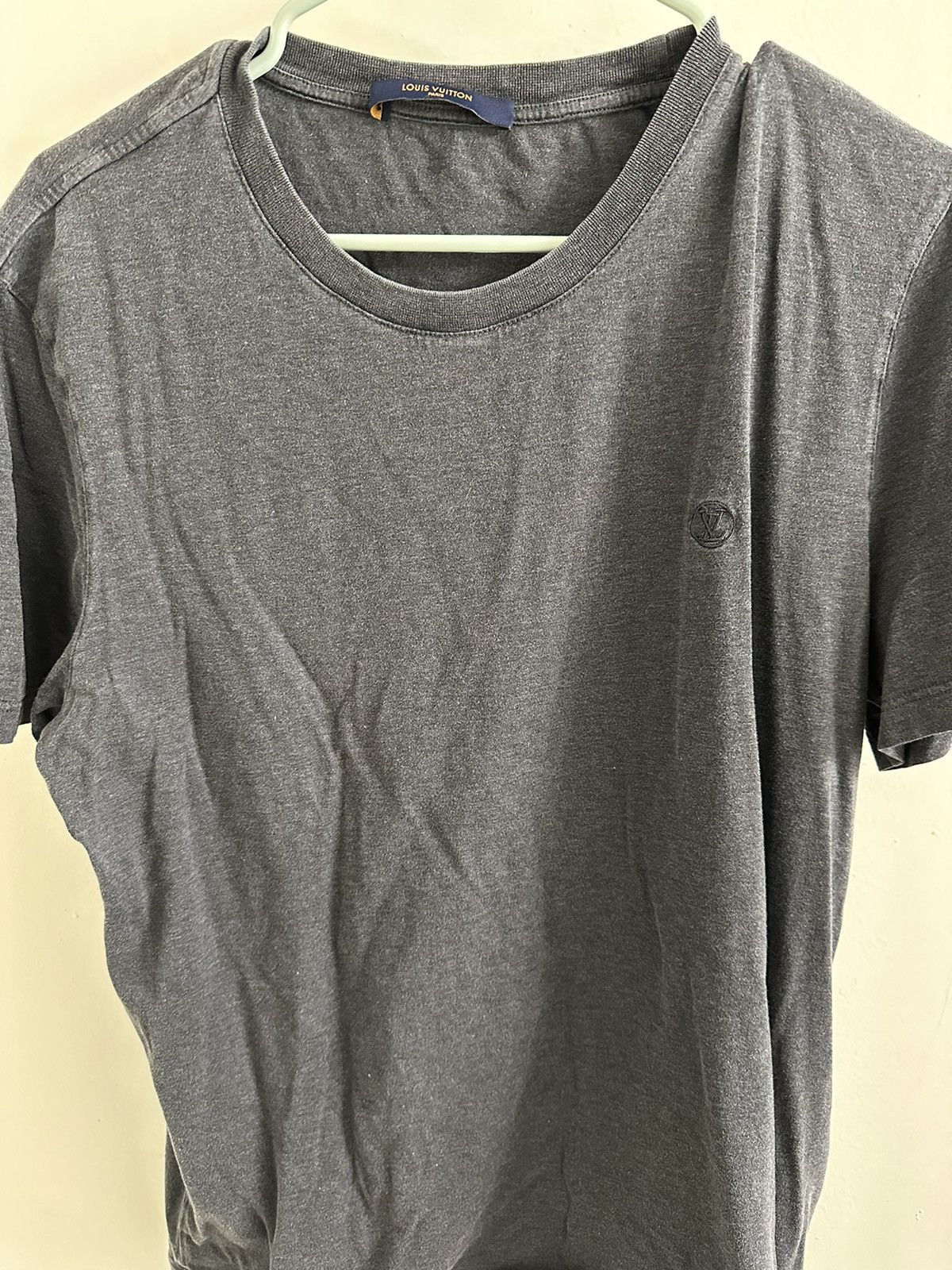 image of Louis Vuitton Gray T-Shirt in Grey, Men's (Size XL)