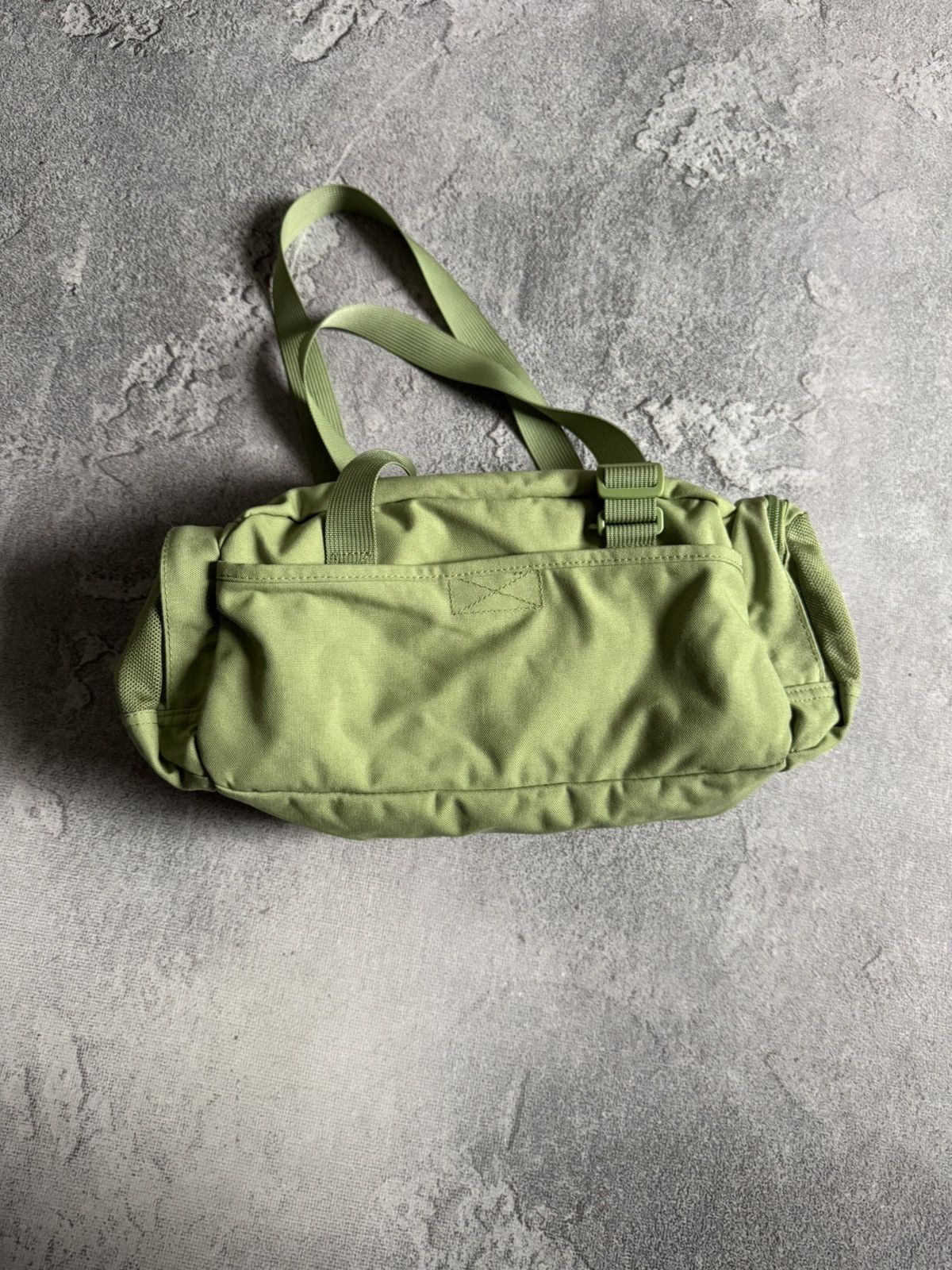 Eastpak Eastpak Ashley Green Mini Duffel Shoulder Bag Utility Y2K Size ONE SIZE - 5 Thumbnail