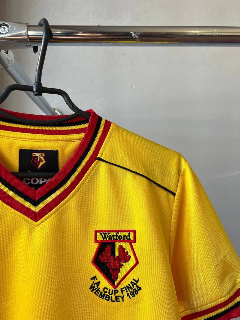 Sports Specialties 1983/84 REMAKE WATFORD COPA HOME SOCCER FOOTBALL JERSEY SZ S Size US S / EU 44-46 / 1 - 4 Thumbnail