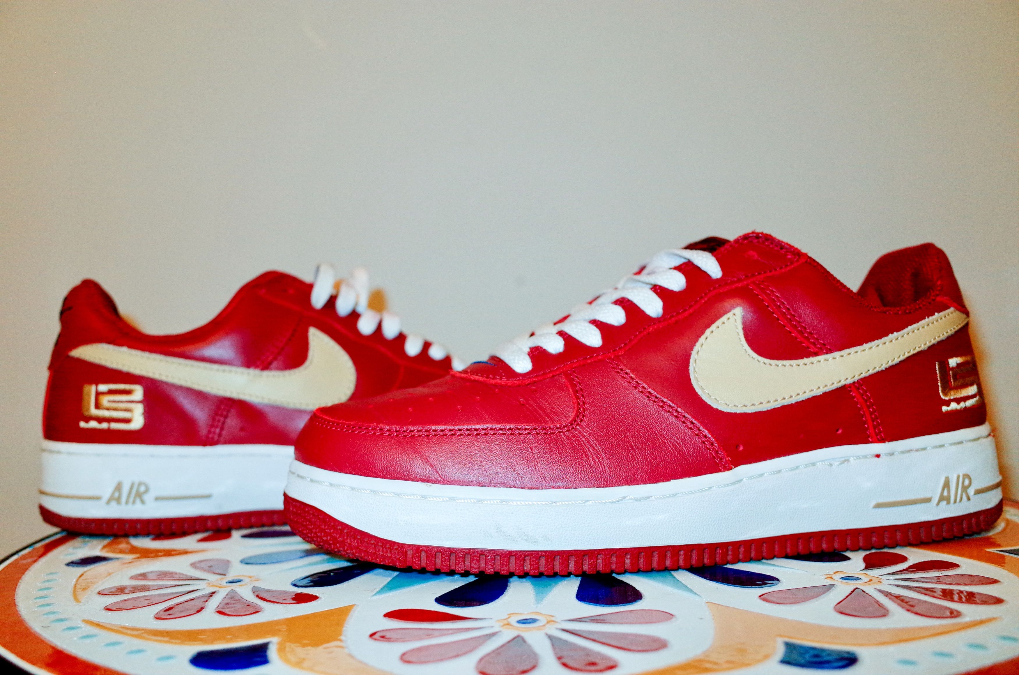 Nike Nike Air Force 1 LeBron James Cavaliers Size - 9.5 Size US 9.5 / EU 42-43 - 3 Thumbnail
