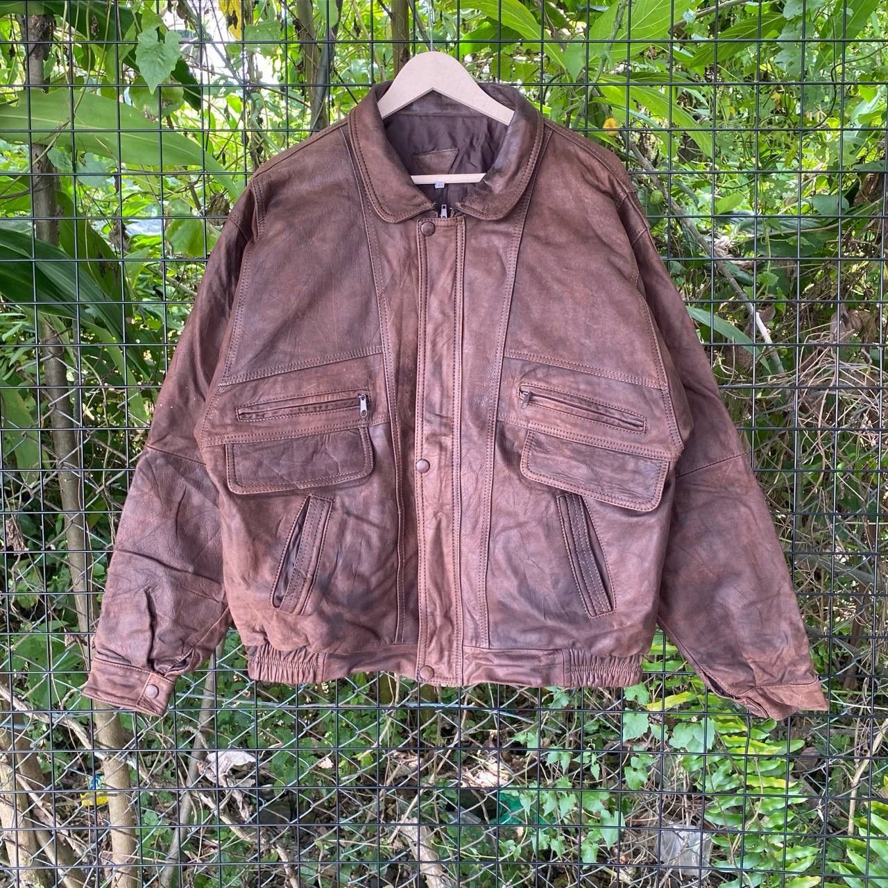 Genuine Leather × Vintage Vintage Genuine Leather Jacket Size US L / EU 52-54 / 3 - 1 Thumbnail