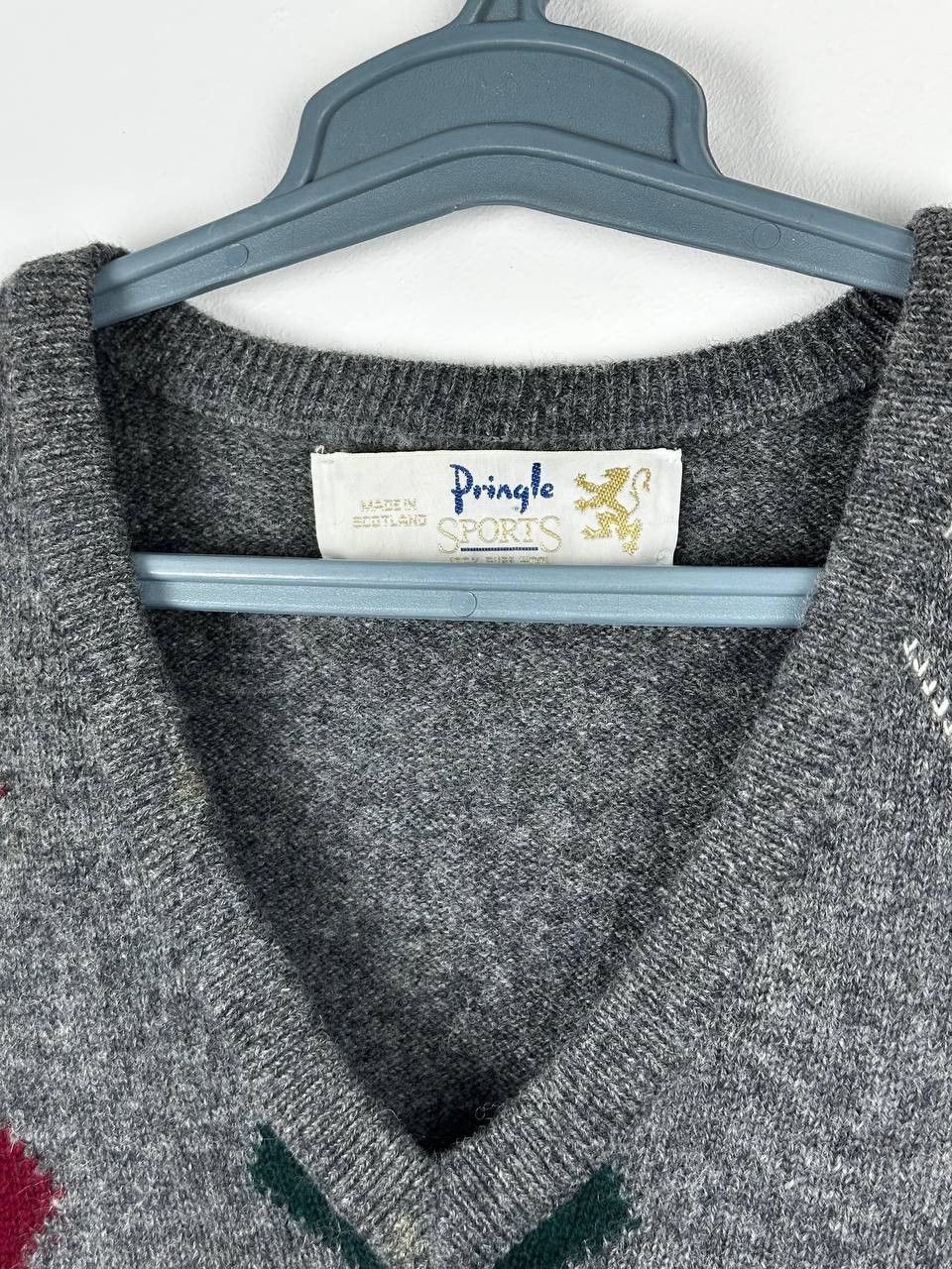 Pringle Of Scotland × Vintage Vintage Pringle Sports Pure Wool Abstract Geometric Sweater Size US L / EU 52-54 / 3 - 4 Thumbnail