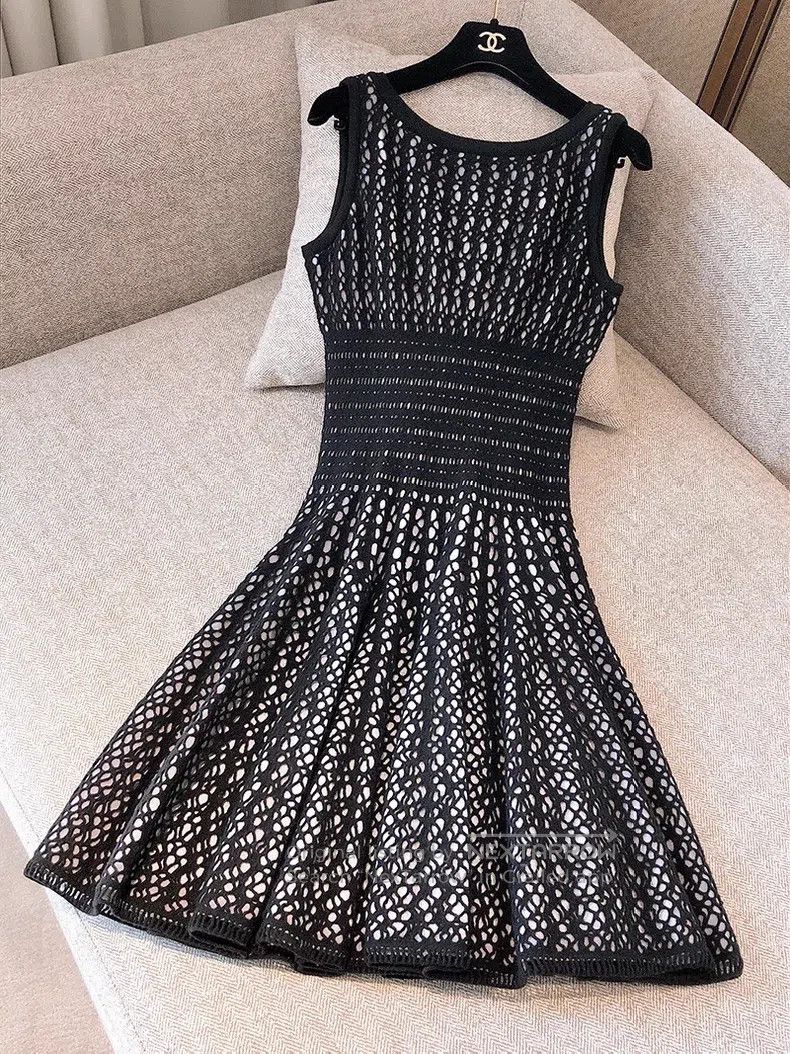 Alaia Alaia Sleeveless knitted dress with pleated design Size S / US 4 / IT 40 - 1 Thumbnail