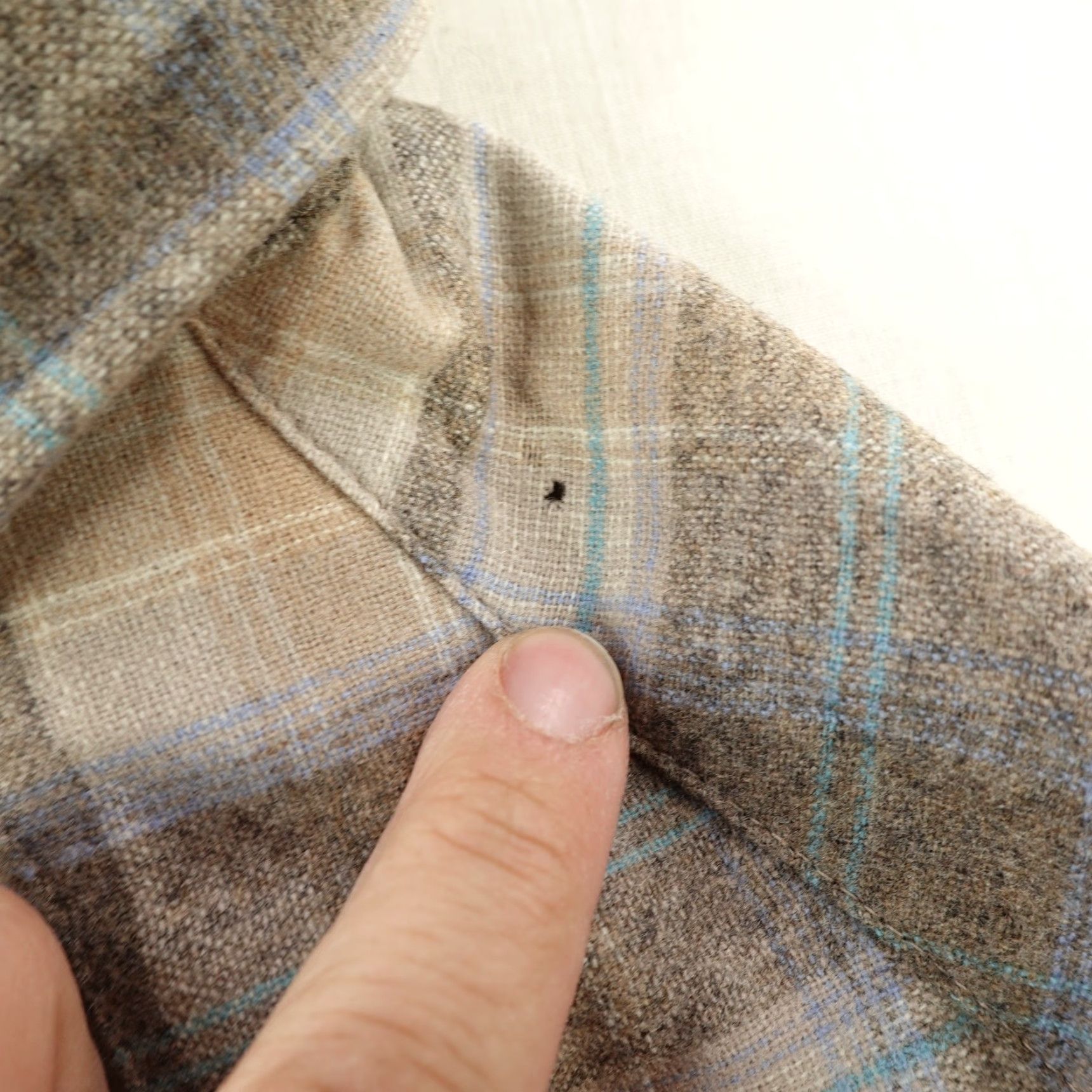 Pendleton VINTAGE Pendleton Shirt Mens Medium Beige Plaid Wool Flannel Western Pearl Snap 70s Size US M / EU 48-50 / 2 - 5 Thumbnail