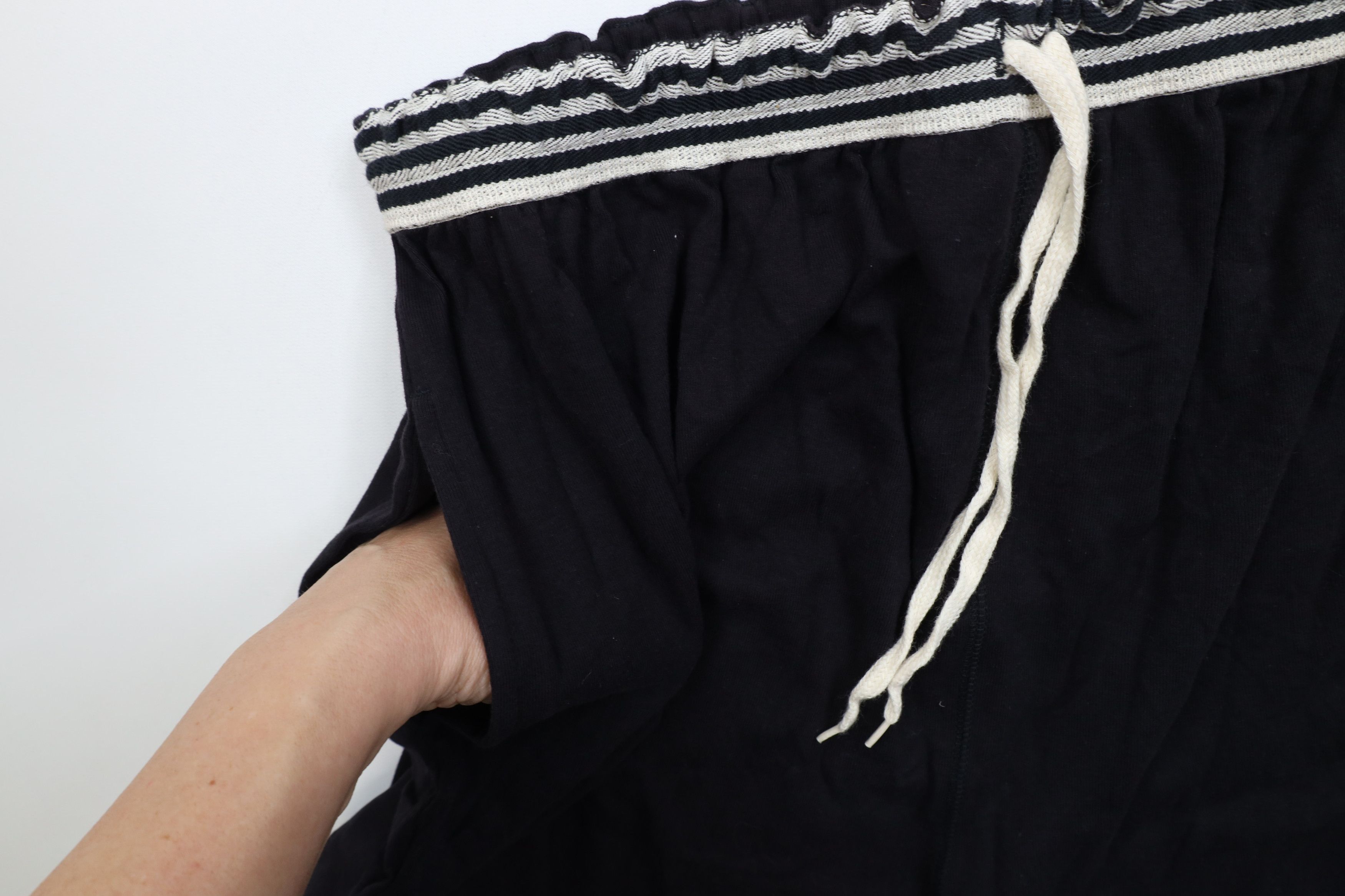Adidas Deadstock Vintage 90s Adidas Striped Above Knee Shorts Black Size US 36 / EU 52 - 9 Thumbnail