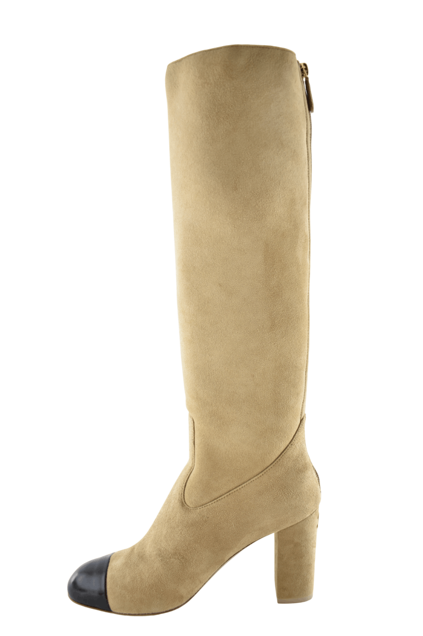 Chanel Chanel 24K Shearling Fur Logo Knee High Block Heel Boot 37.5 Size US 7.5 / IT 37.5 - 17 Thumbnail