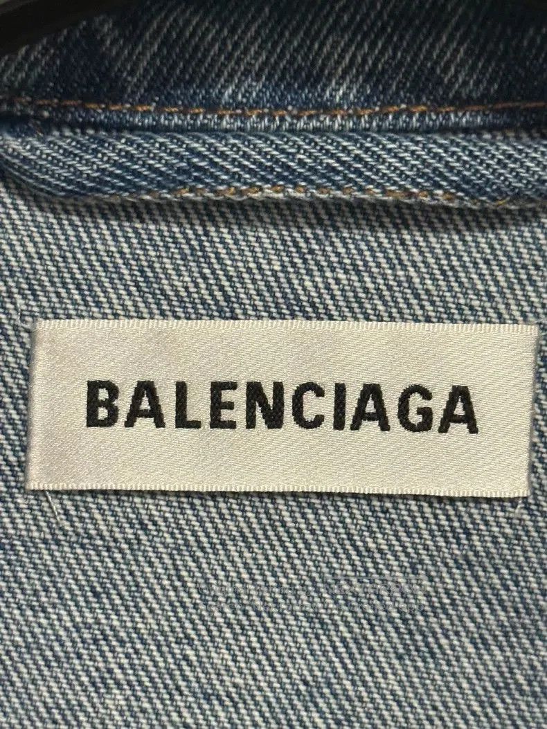 Balenciaga Balenciaga Light Wash Denim Jacket. Size US M / EU 48-50 / 2 - 5 Thumbnail