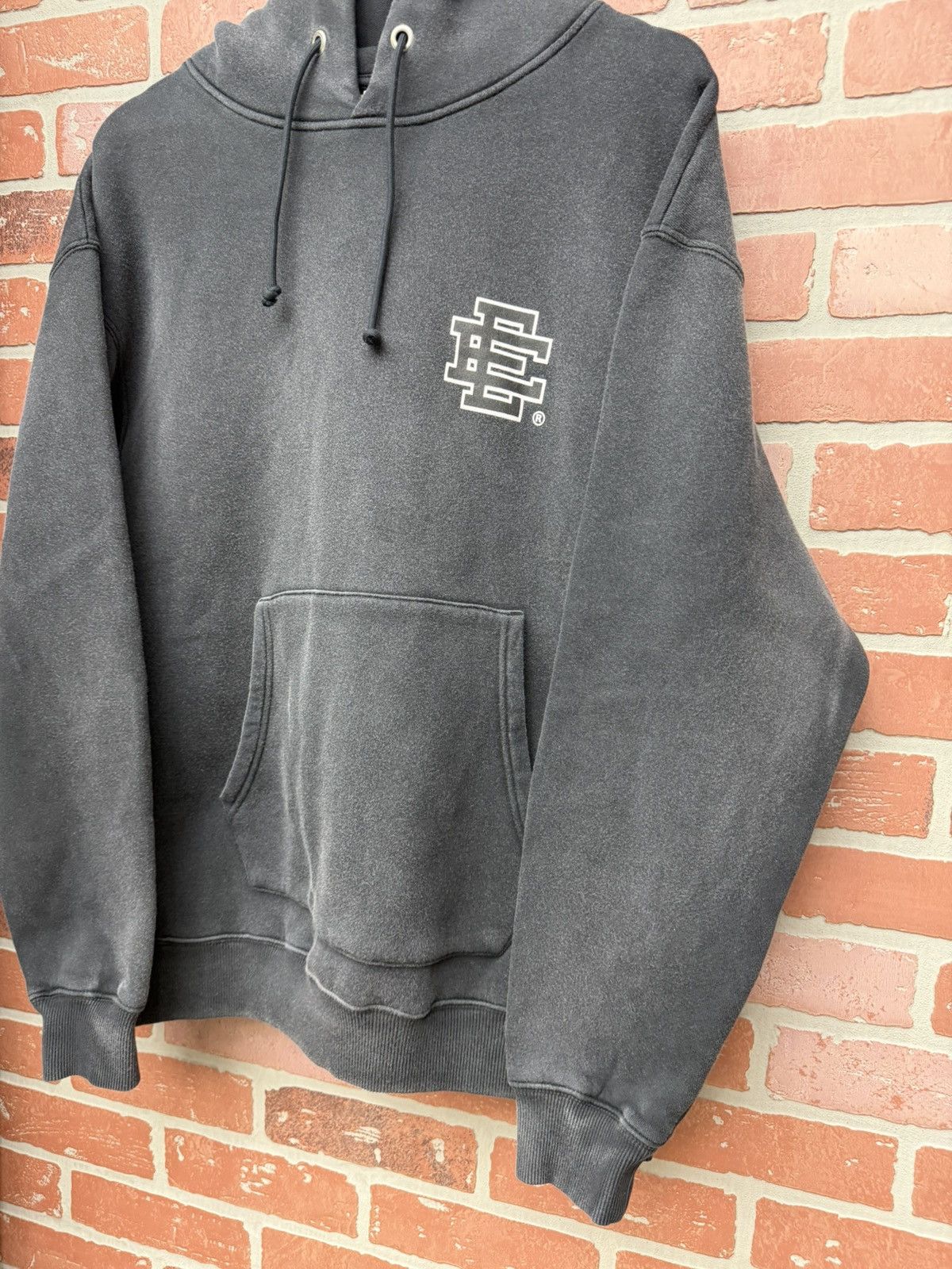 Eric Emanuel Size XL - Eric Emmanuel EE Basic Hoodie Washed Black Size US XL / EU 56 / 4 - 3 Thumbnail