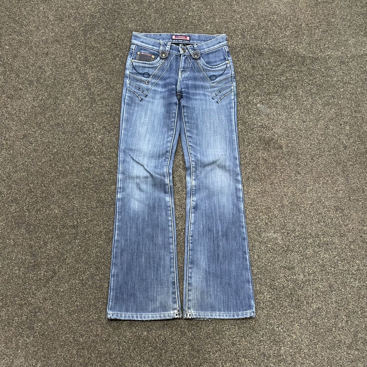 Vintage Vintage Y2K Baggy Wide Leg Bootcut Jeans Faded Skate Graphic Size 32" / US 10 / IT 46 - 1 Thumbnail