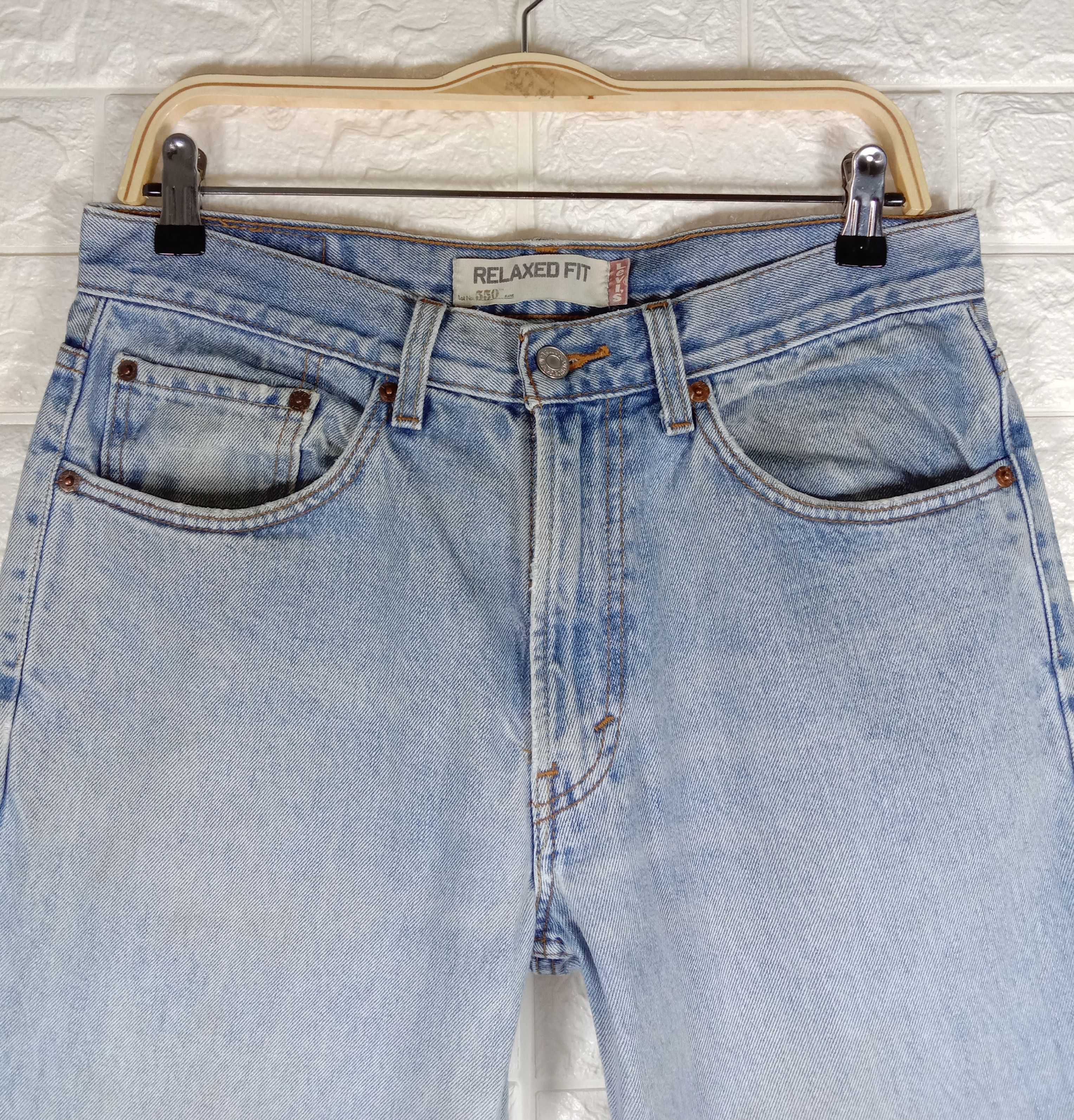 Levi's Vintage Levi's 550 Light Wash Jeans Relaxed Fit Denim Size US 32 / EU 48 - 2 Thumbnail