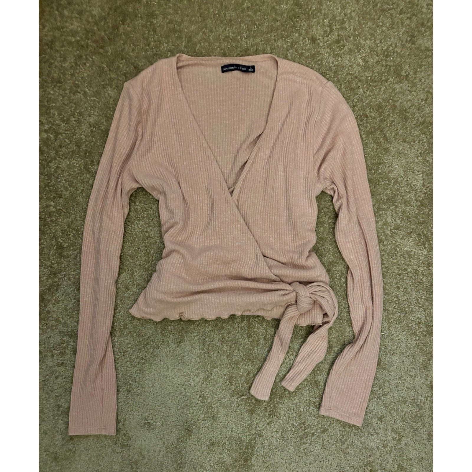Abercrombie & Fitch Abercrombie & Fitch Ballet Wrap Pink Top Large Y2K Coquette Size L / US 10 / IT 46 - 2 Thumbnail