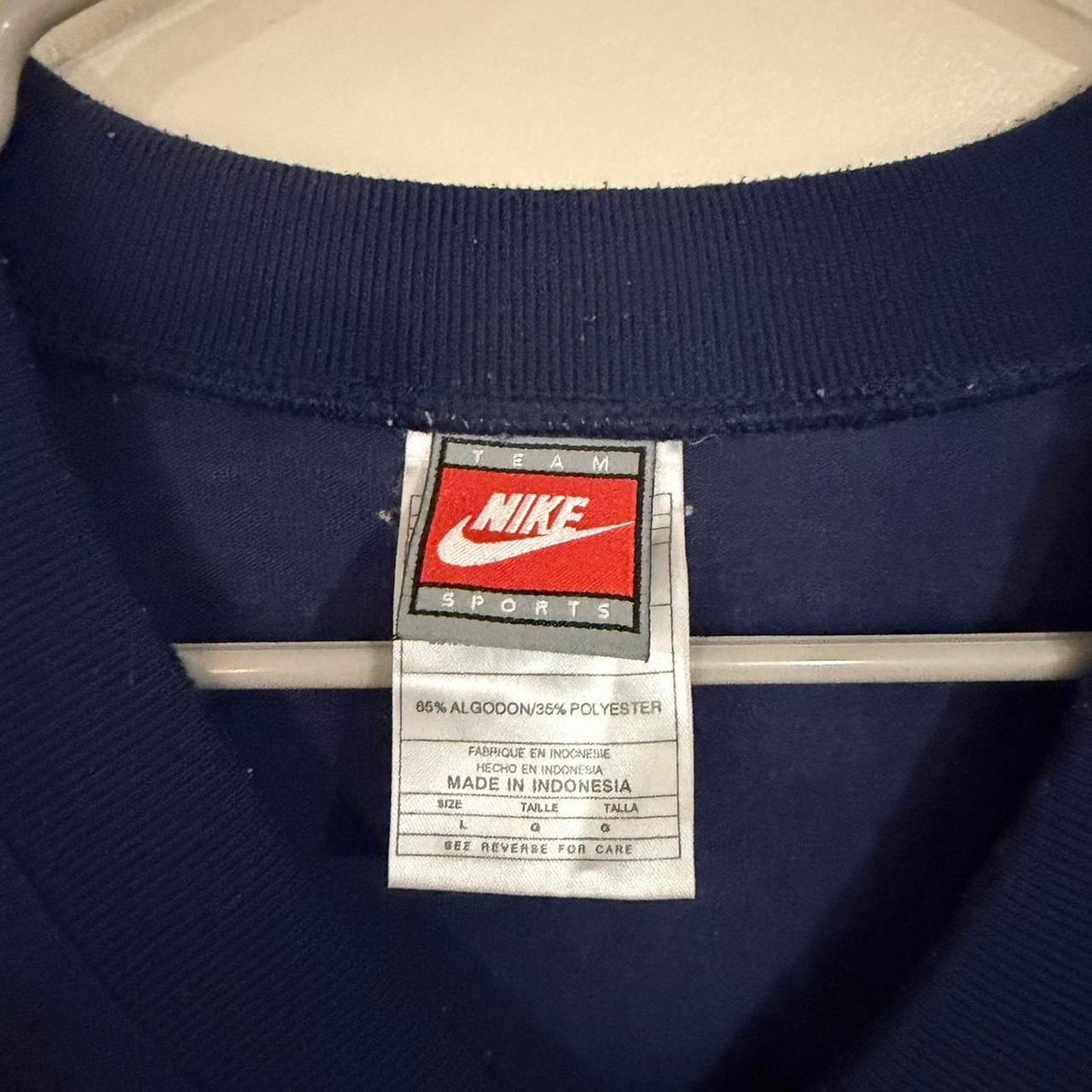 Nike Vintage Nike Michigan Wolverines Basketball Warm Up Shirt Size US L / EU 52-54 / 3 - 5 Thumbnail