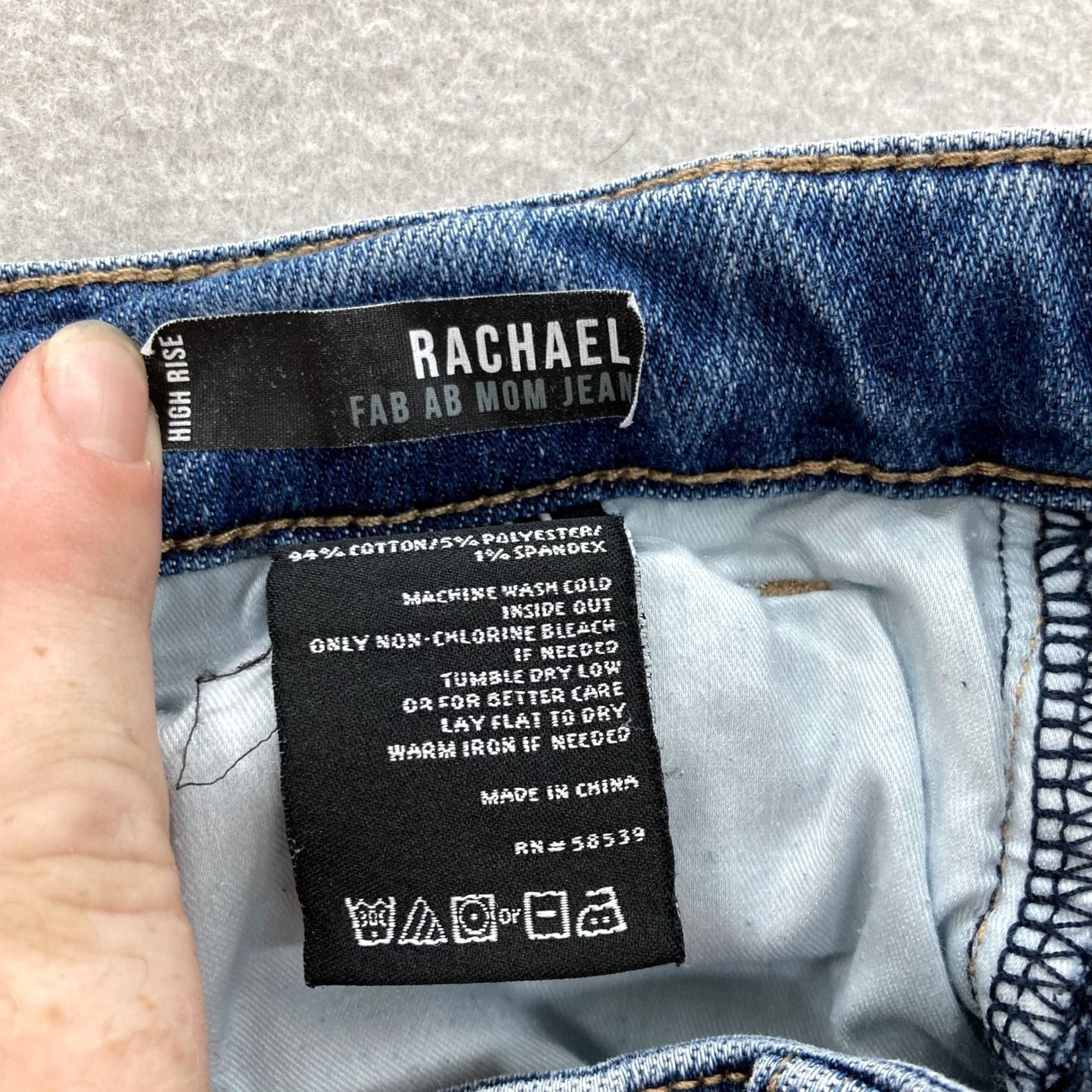 Vintage VINTAGE Kut From The Kloth Jeans Womens 4 Rachael High Rise Fab Ab Mom Distressed Blue Size 27" / US 4 / IT 40 - 6 Thumbnail