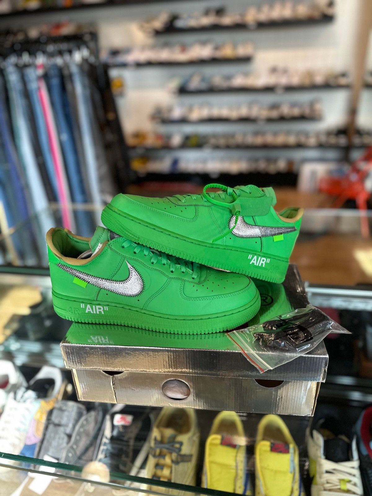Nike × Off-White Air Force 1 Off-White Brooklyn Clean OG Size 10.5 Size US 10.5 / EU 43-44 - 1 Thumbnail