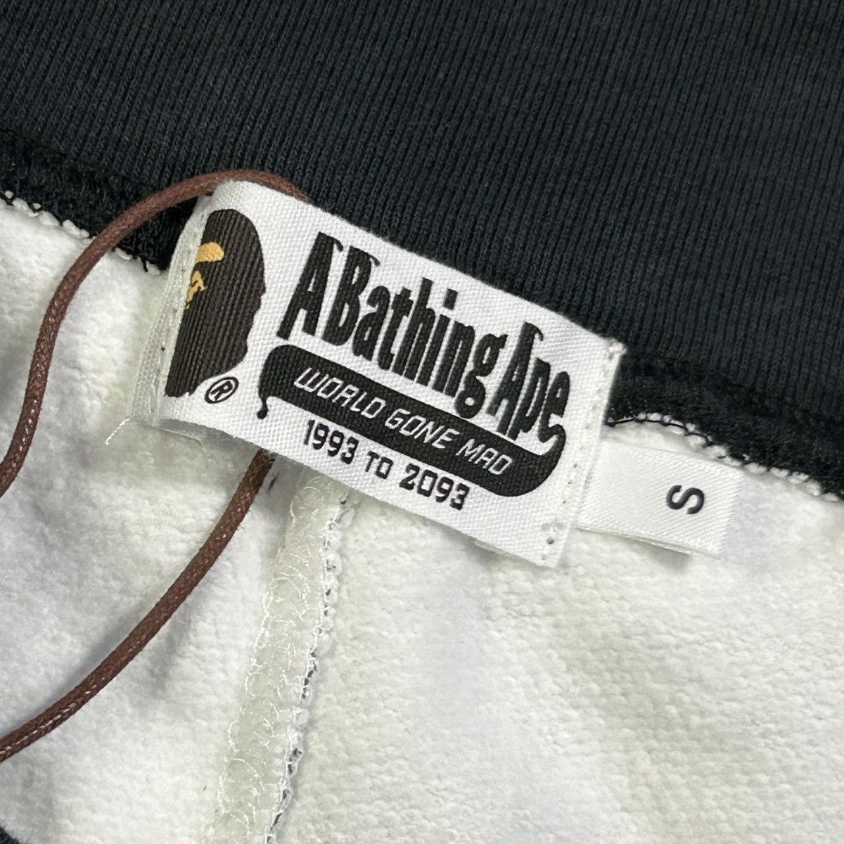 Bape BAPE Sweatpants Size US 30 / EU 46 - 4 Thumbnail