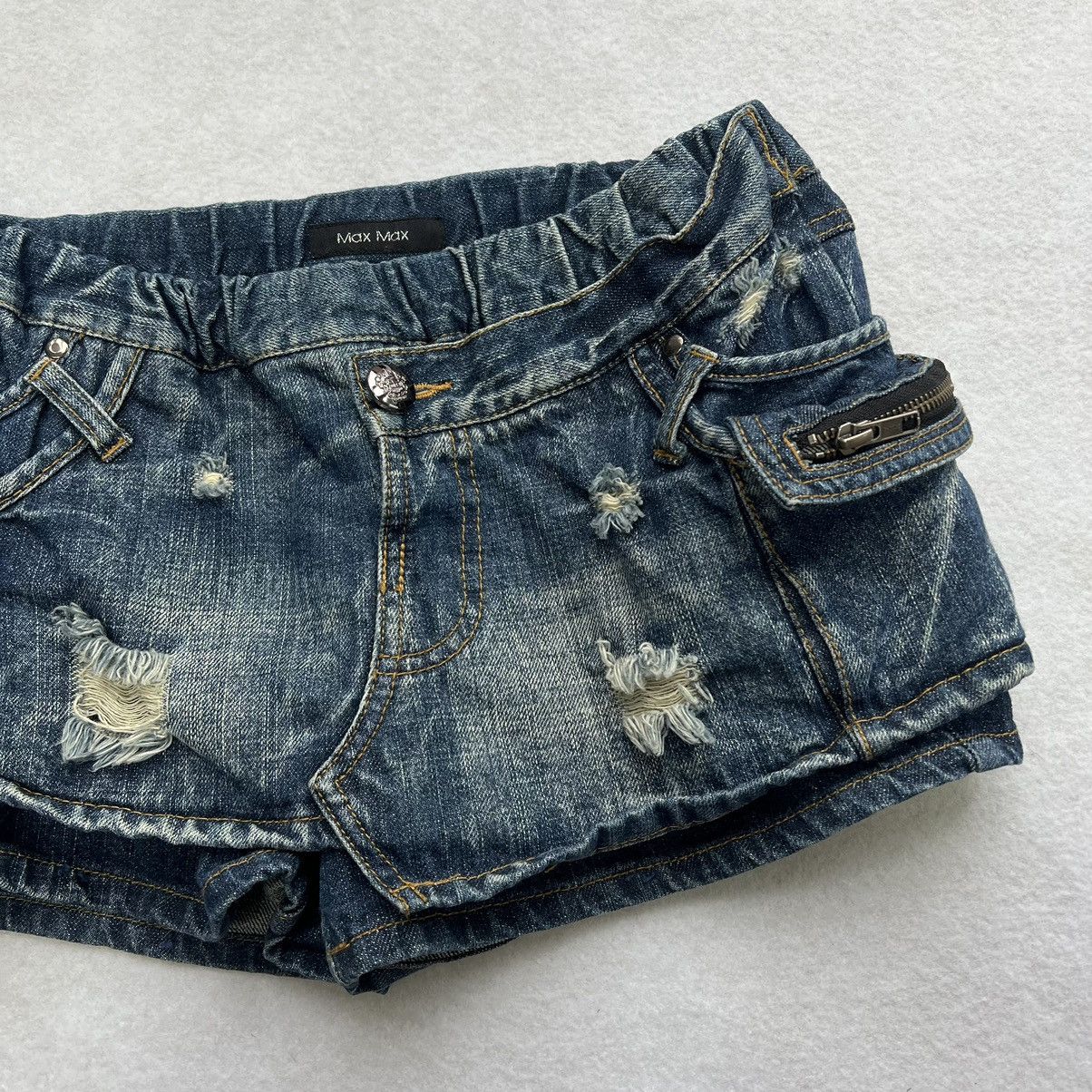 Japanese Brand Max Max Cargo Mini Skirt Size 28" / US 6 / IT 42 - 2 Thumbnail