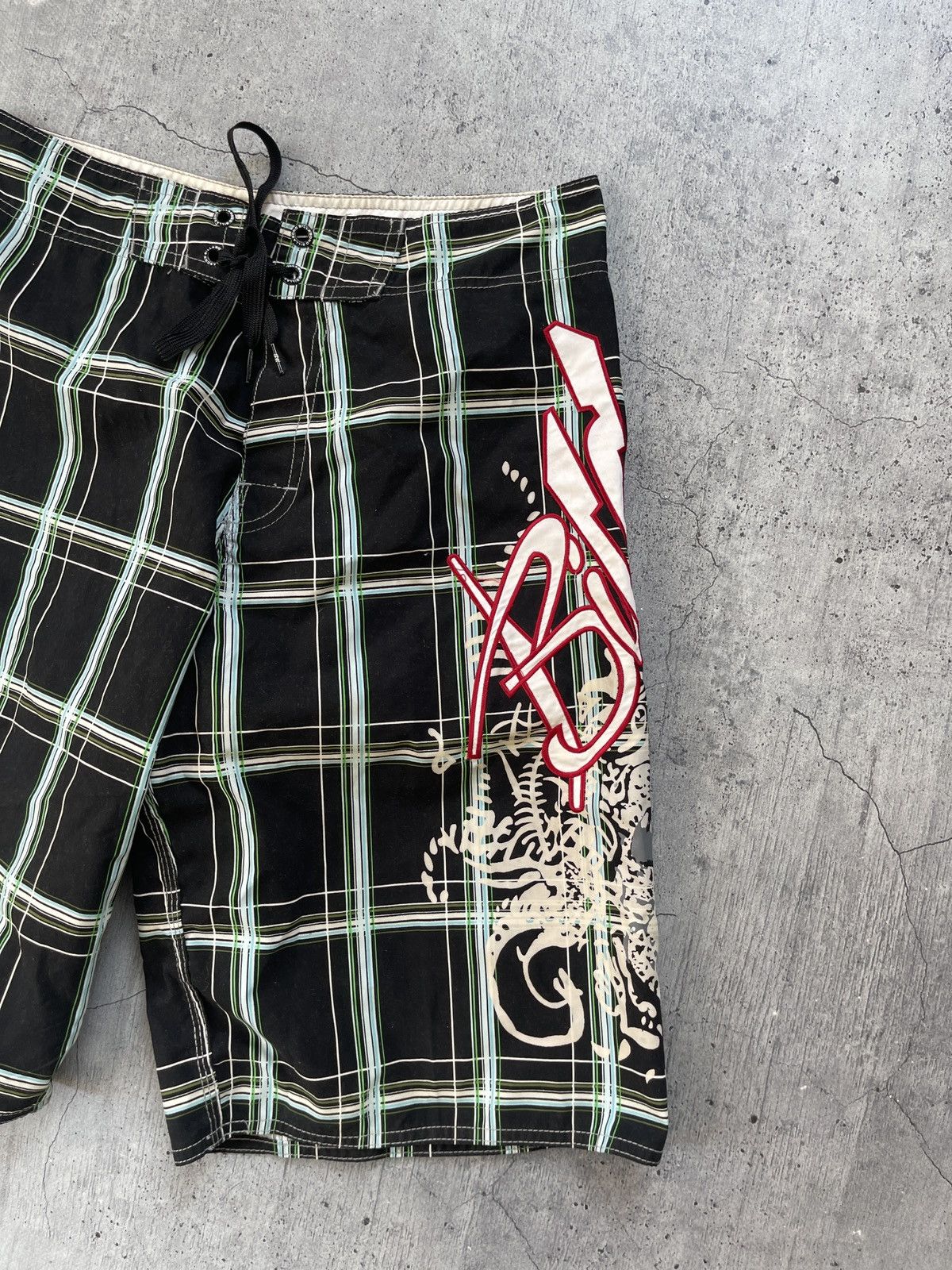 Billabong × Vintage Vintage 90s Billabong shorts art streetwear style size Size US 32 / EU 48 - 3 Thumbnail