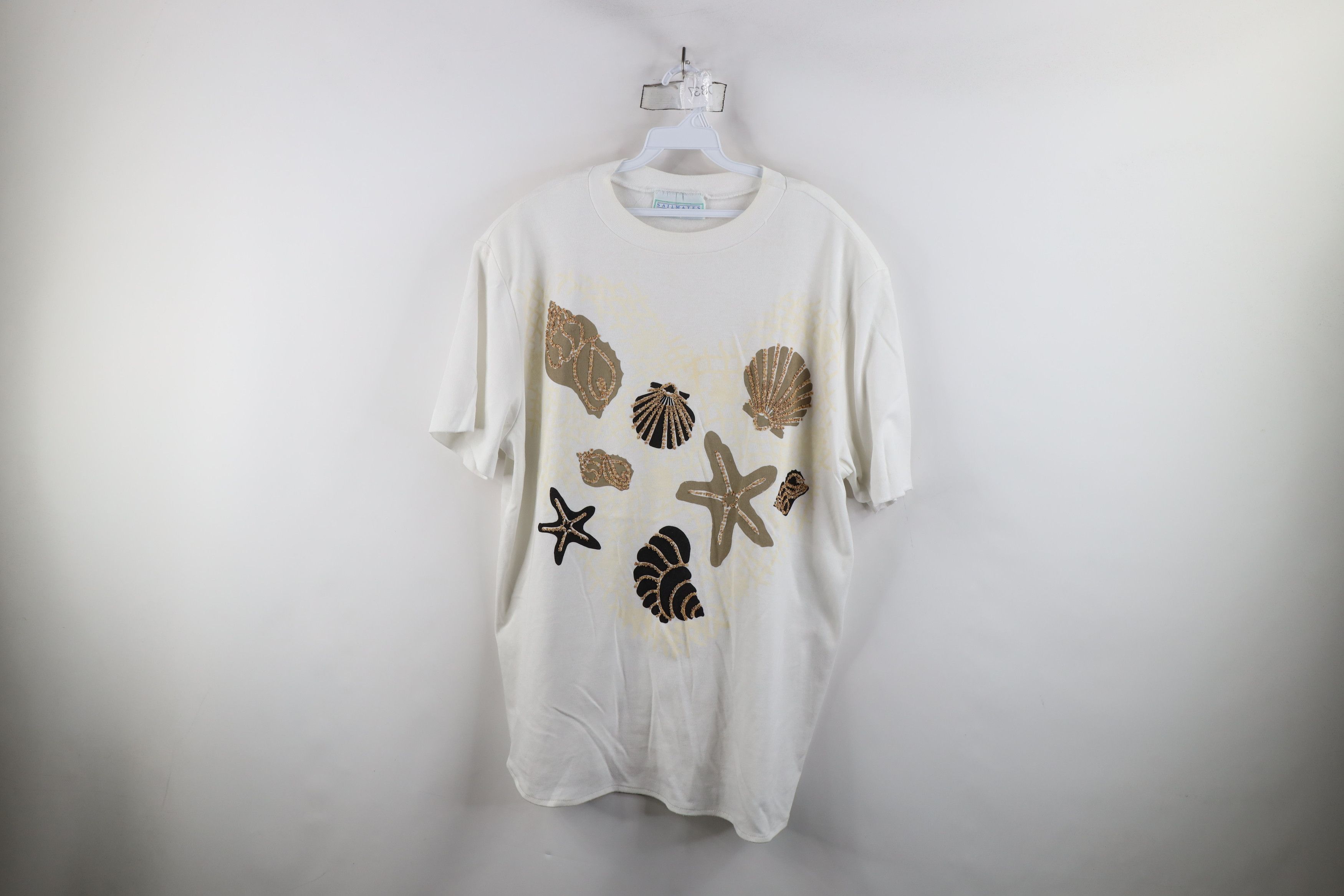 Vintage Vintage 90s Streetwear Seashell Starfish Beach T-Shirt USA Size 3XL / US 20-22 - 1 Thumbnail