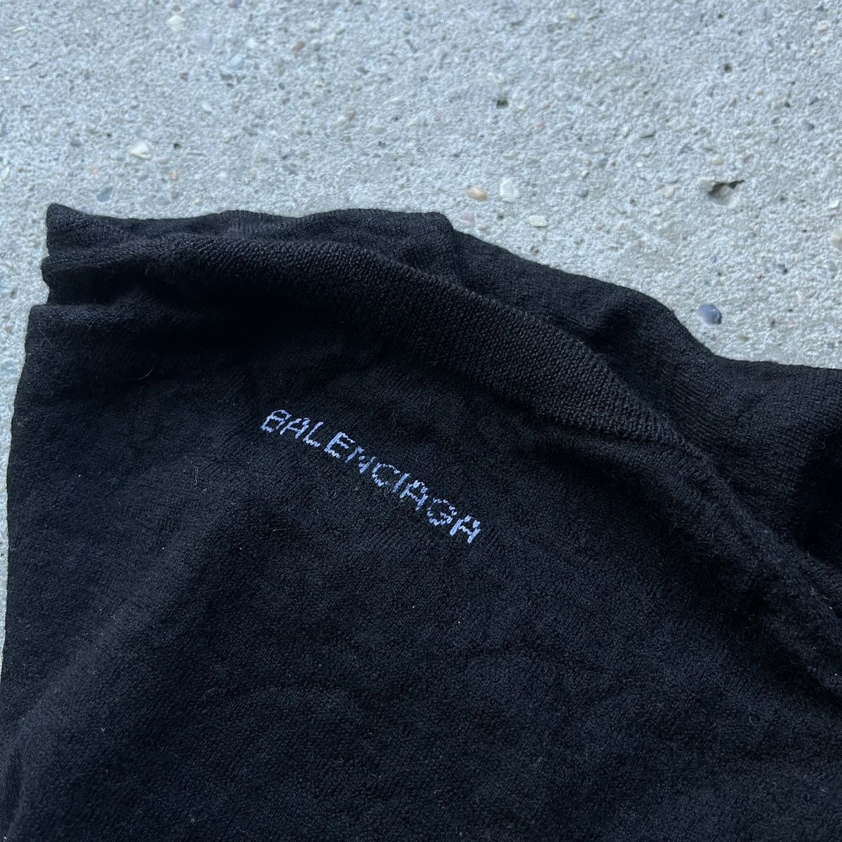 Balenciaga Balenciaga by Demna Gvasalia Logo Wool Sweater Size US M / EU 48-50 / 2 - 2 Thumbnail