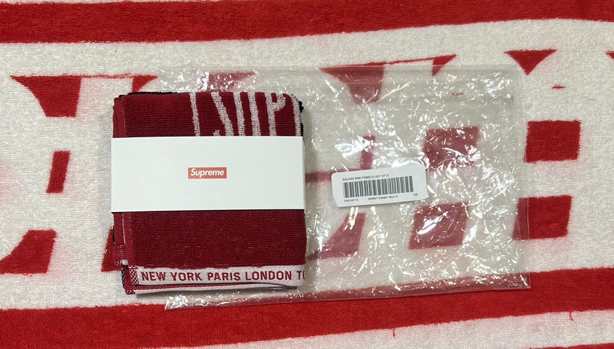 Supreme Supreme Square Mini Towels (Set of 2) | Grailed