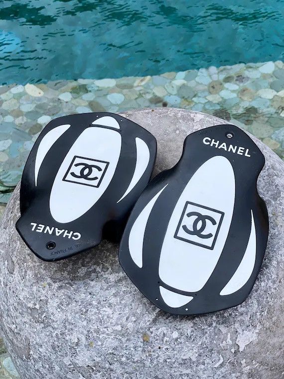 Chanel CHANEL SPORT SWIMMING GLOVES Size ONE SIZE - 1 Thumbnail