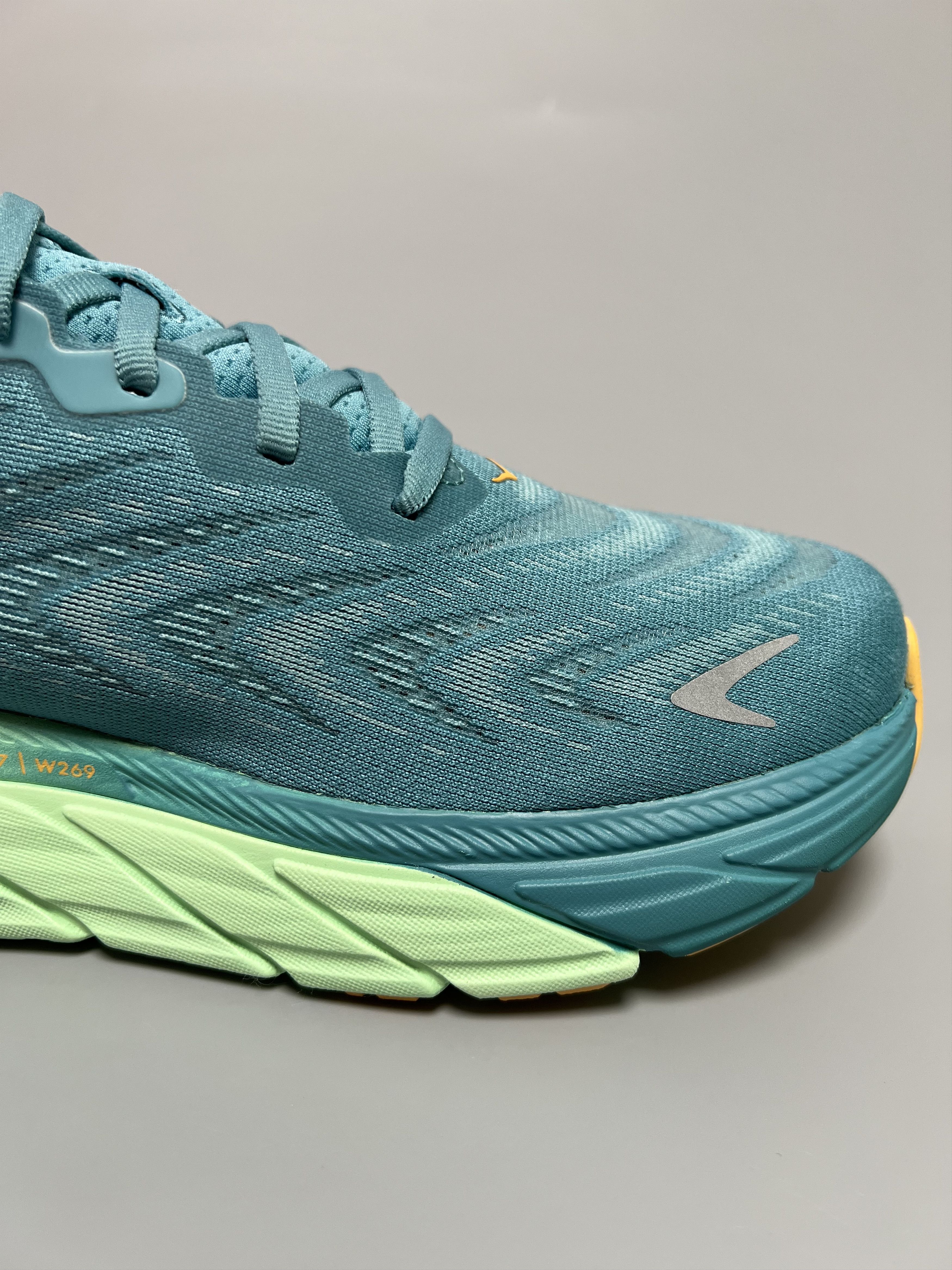 Hoka 9.5D Hoka One One Arahi 6 Running Shoes Walking Gym Size US 9.5 / EU 42-43 - 7 Thumbnail