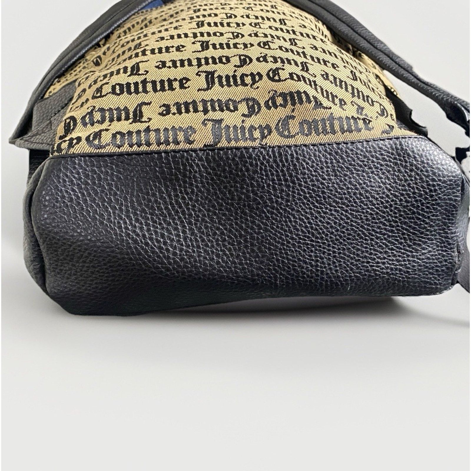 Juicy Couture Juicy Couture Women's Full Size Backpack Purse Brown EUC Size ONE SIZE - 5 Thumbnail