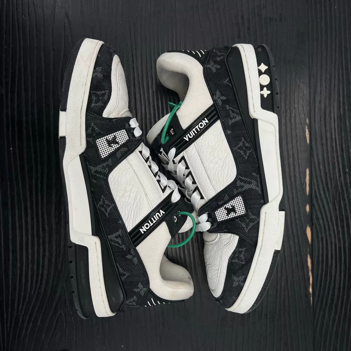 Louis Vuitton LV Trainer Black & White Denim US 8.5 / EU 42.5 Size US 9.5 / EU 42-43 - 3 Thumbnail