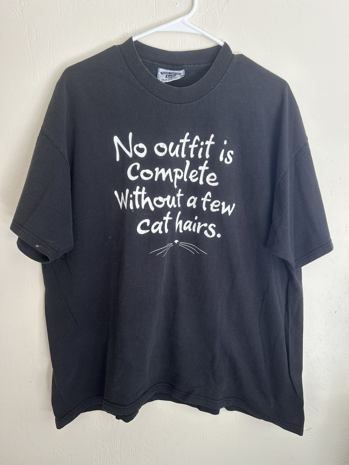 Lee Vintage Lee ‘No Outfit Complete Without Cat Hairs’ T-shirt Size US XL / EU 56 / 4 - 1 Thumbnail