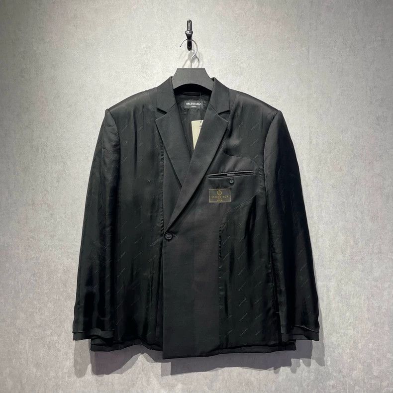 Balenciaga Balenciaga Solid color patchwork full print logo blazer, s Size US XS / EU 42 / 0 - 1 Thumbnail