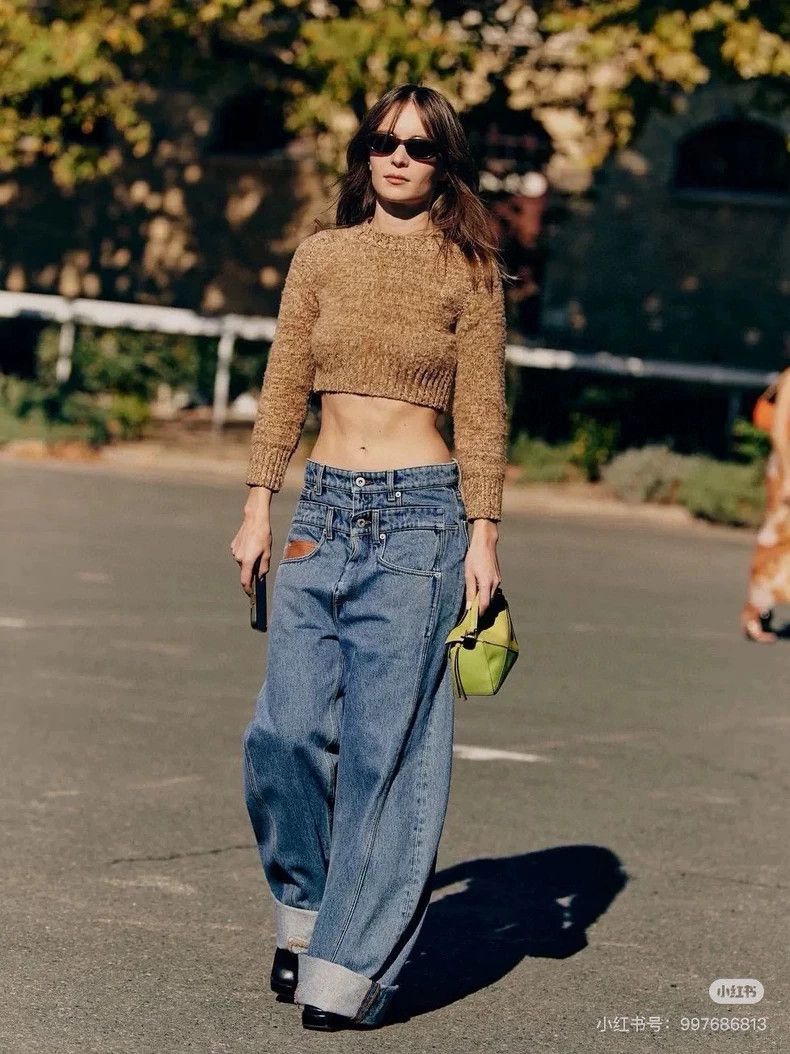 Loewe LOEWE Short women's sweater Size S / US 4 / IT 40 - 6 Thumbnail
