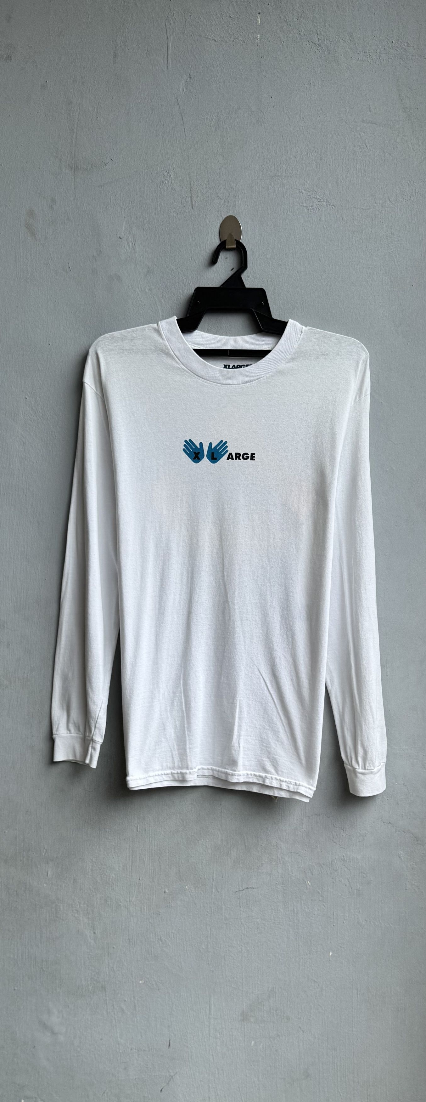 X-LARGE X-Large No Gorilla Hunting T-Shirt Size US L / EU 52-54 / 3 - 4 Thumbnail