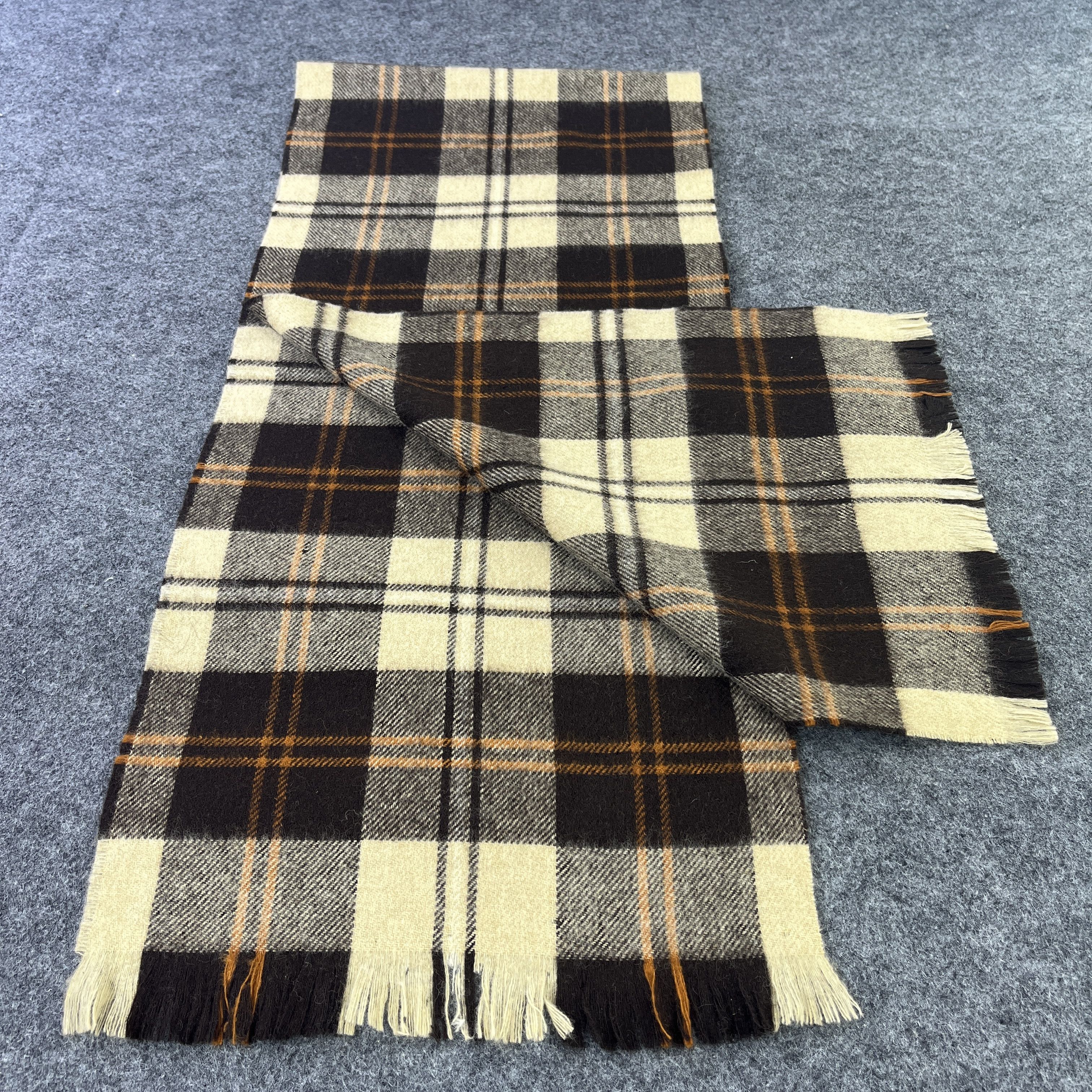 Vintage James Johnstons Scarf / Muffler / Neckwear T798 Size ONE SIZE - 3 Thumbnail