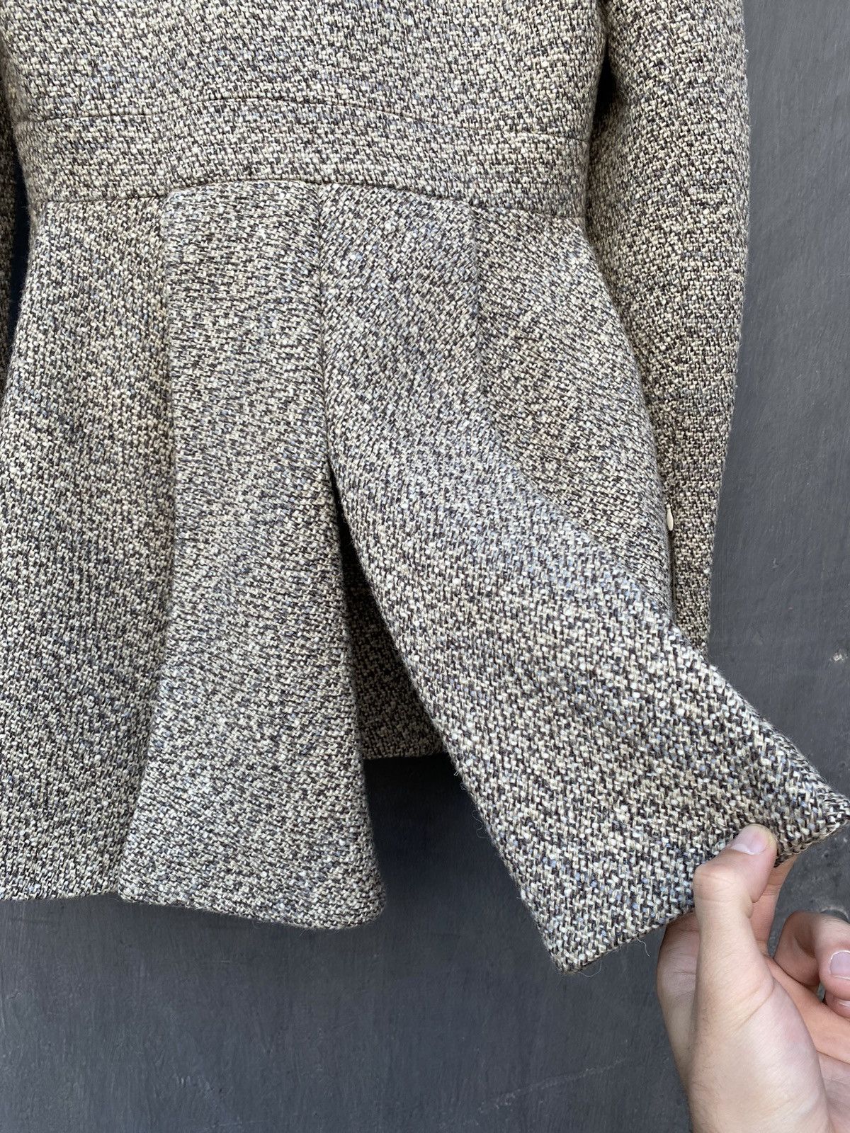 Alexander McQueen Alexander Mcqeen FW06 Double Breasted shorty coat size 42 Size M / US 6-8 / IT 42-44 - 9 Thumbnail