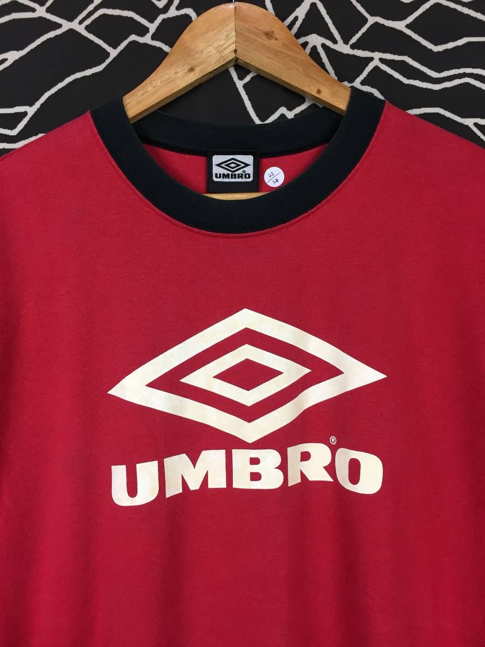 Umbro × Vintage Vtg Umbro Descente Spell Out Logo Single Stitch Tee Size US XL / EU 56 / 4 - 3 Thumbnail