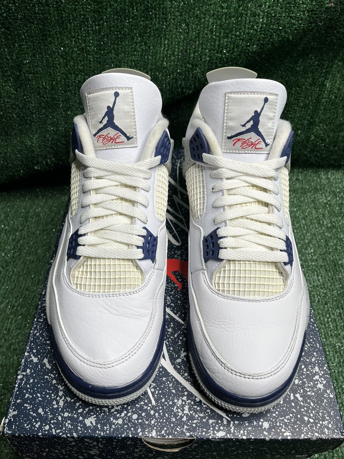 Jordan Brand Air Jordan Midnight Navy 4 Size US 12 / EU 45 - 3 Thumbnail