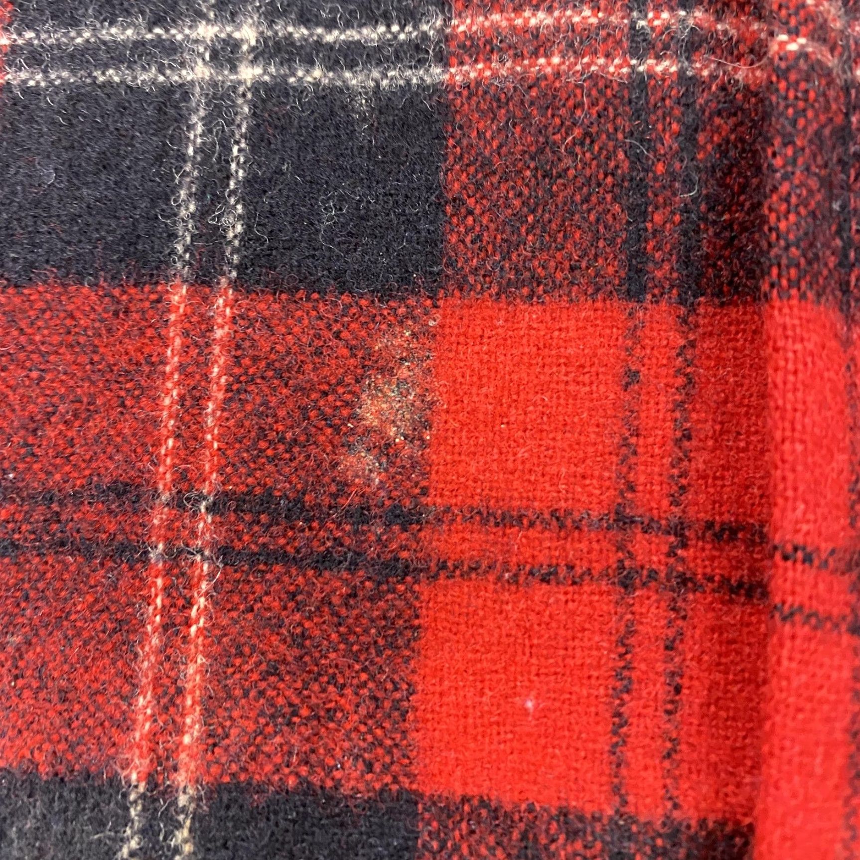 Pendleton VINTAGE Pendleton Shirt Wool Flannel Long Sleeve Plaid Red Medium 60s Mens Size US M / EU 48-50 / 2 - 4 Thumbnail
