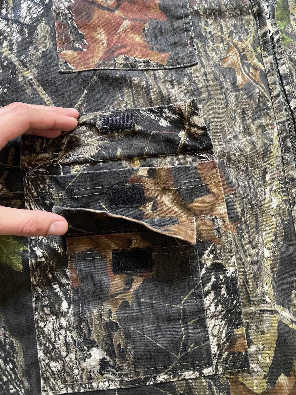 Vintage Vintage Camo Vest Realtree Streetwear Y2K Size US XXL / EU 58 / 5 - 6 Thumbnail