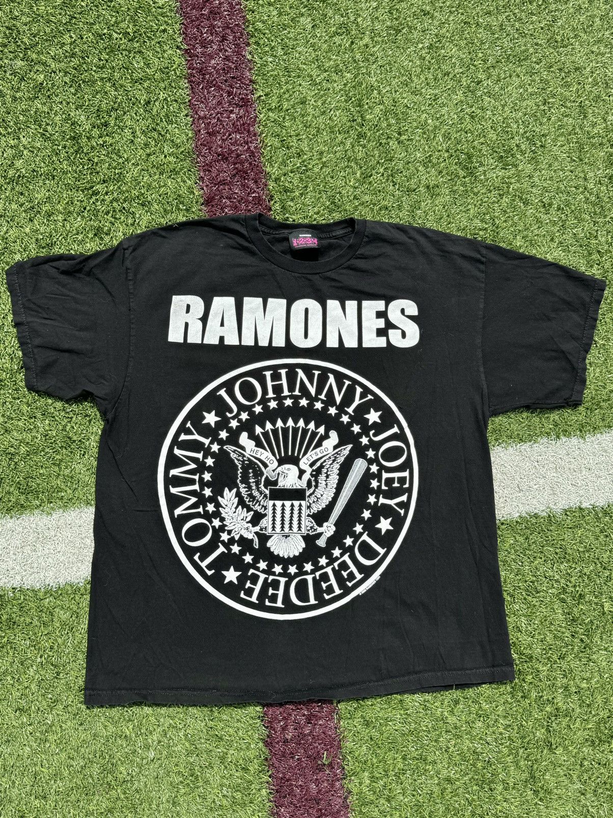 Band Tees × Vintage 2008 Ramones Presidential Logo Y2K Rock Band Shirt Size US XXL / EU 58 / 5 - 2 Thumbnail
