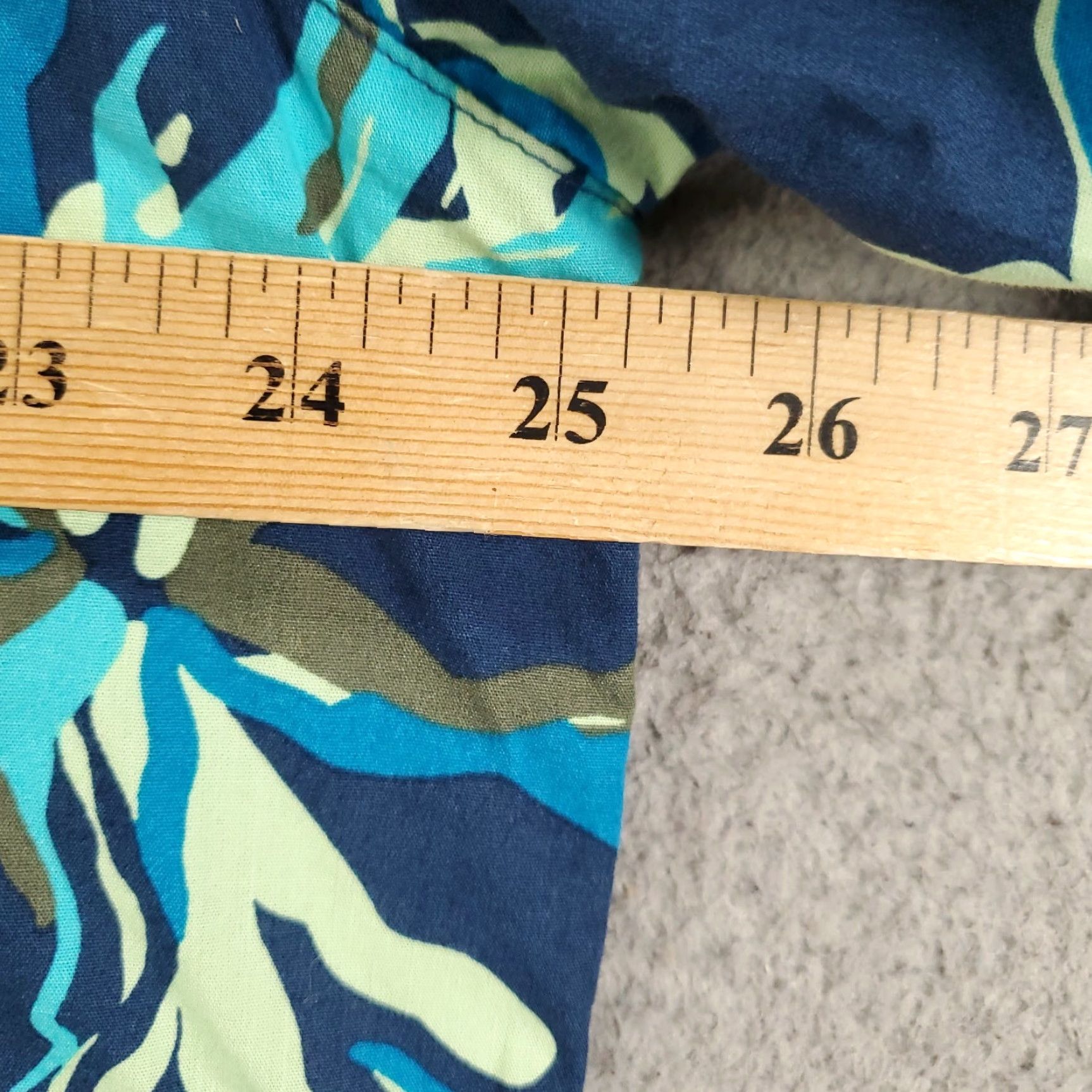 Vintage Columbia Button-Up Shirt Mens XL Blue Green Abstract Floral Swordfish PFG Casual Travel Short Sleeve Collared Size US XL / EU 56 / 4 - 3 Thumbnail