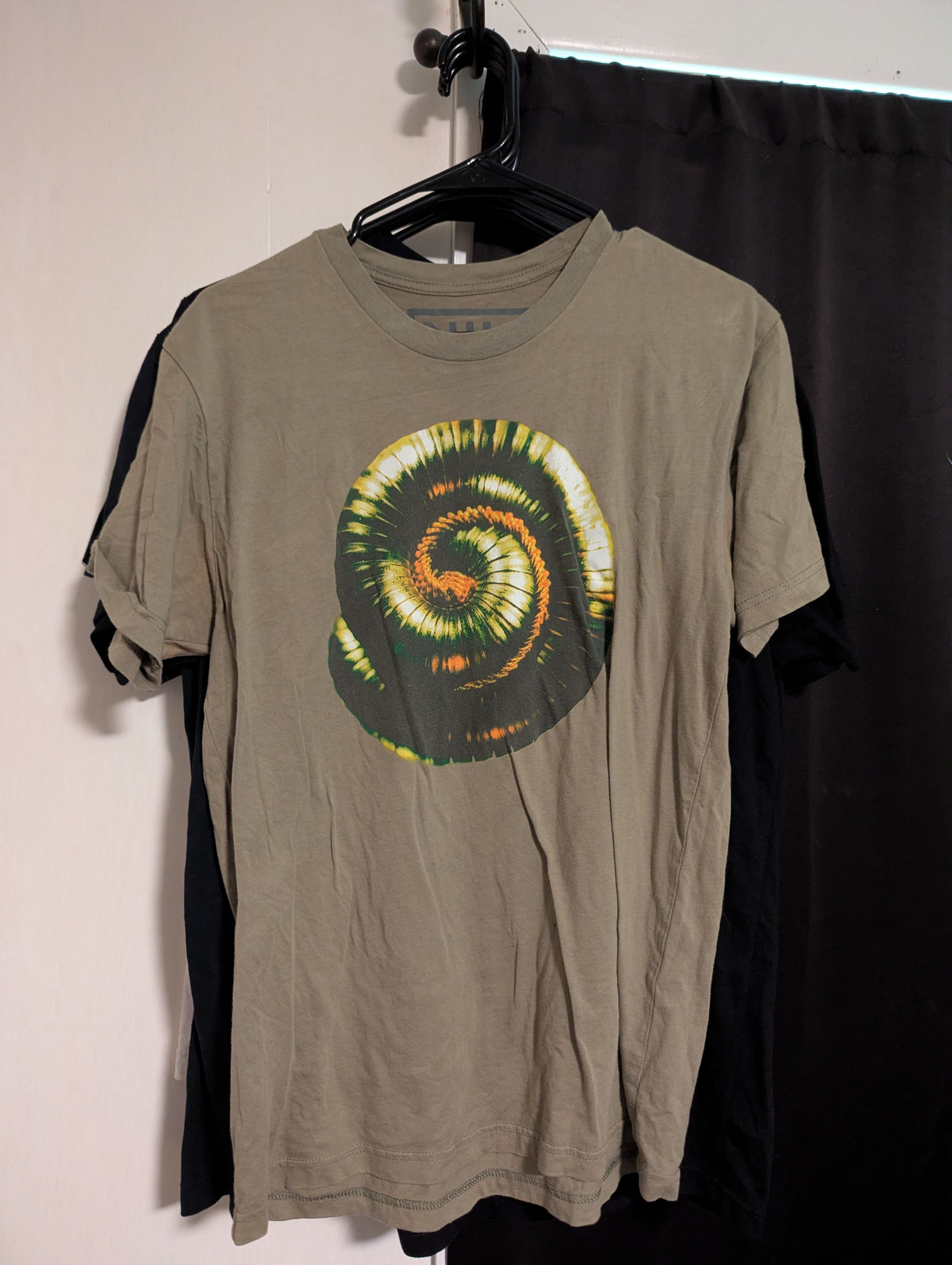 Gildan Nine inch nails - Closer to God 2013 (MEDIUM) Size US M / EU 48-50 / 2 - 1 Thumbnail