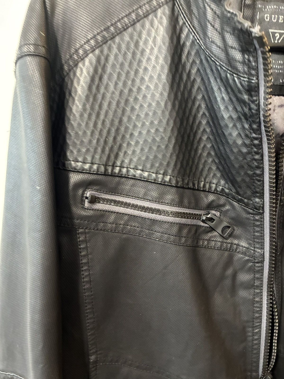 Guess Guess Textured zipper leather pleather jacket moto biker Size US L / EU 52-54 / 3 - 3 Thumbnail