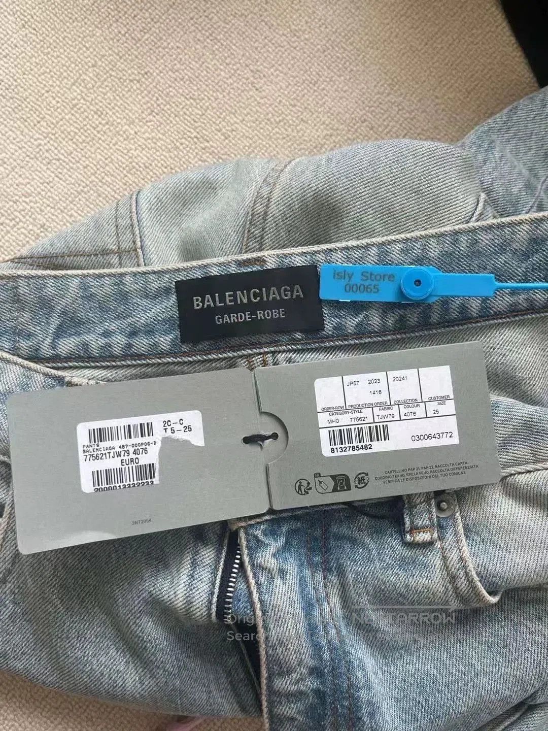 Balenciaga Balenciaga Distressed Ice Blue Flared Jeans. Size US 26 / EU 42 - 4 Thumbnail