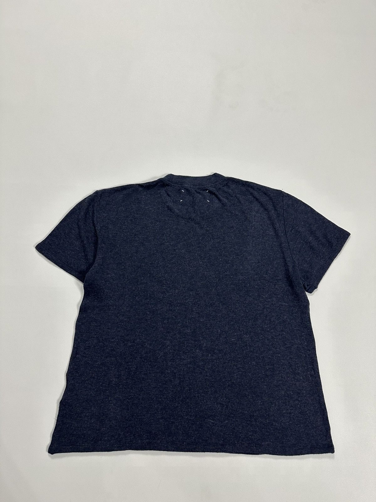Maison Margiela Maison Martin Margiela Nice Design Split Neck Tshirt Size XL / US 12-14 / IT 48-50 - 8 Thumbnail