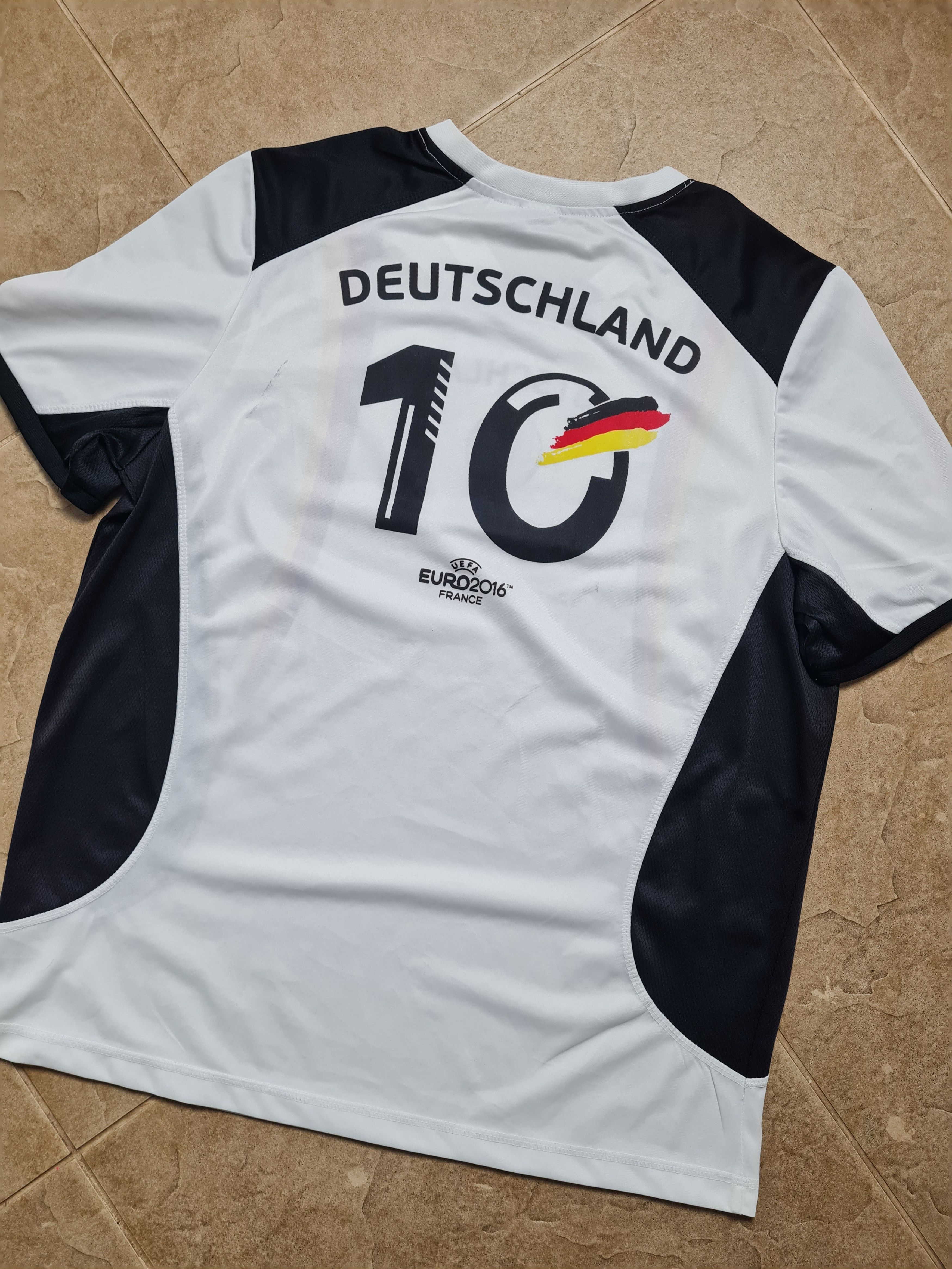 UEFA GERMANY UEFA EURO 2016 MENS THIRD SOCCER SHIRT L Size US L / EU 52-54 / 3 - 17 Thumbnail