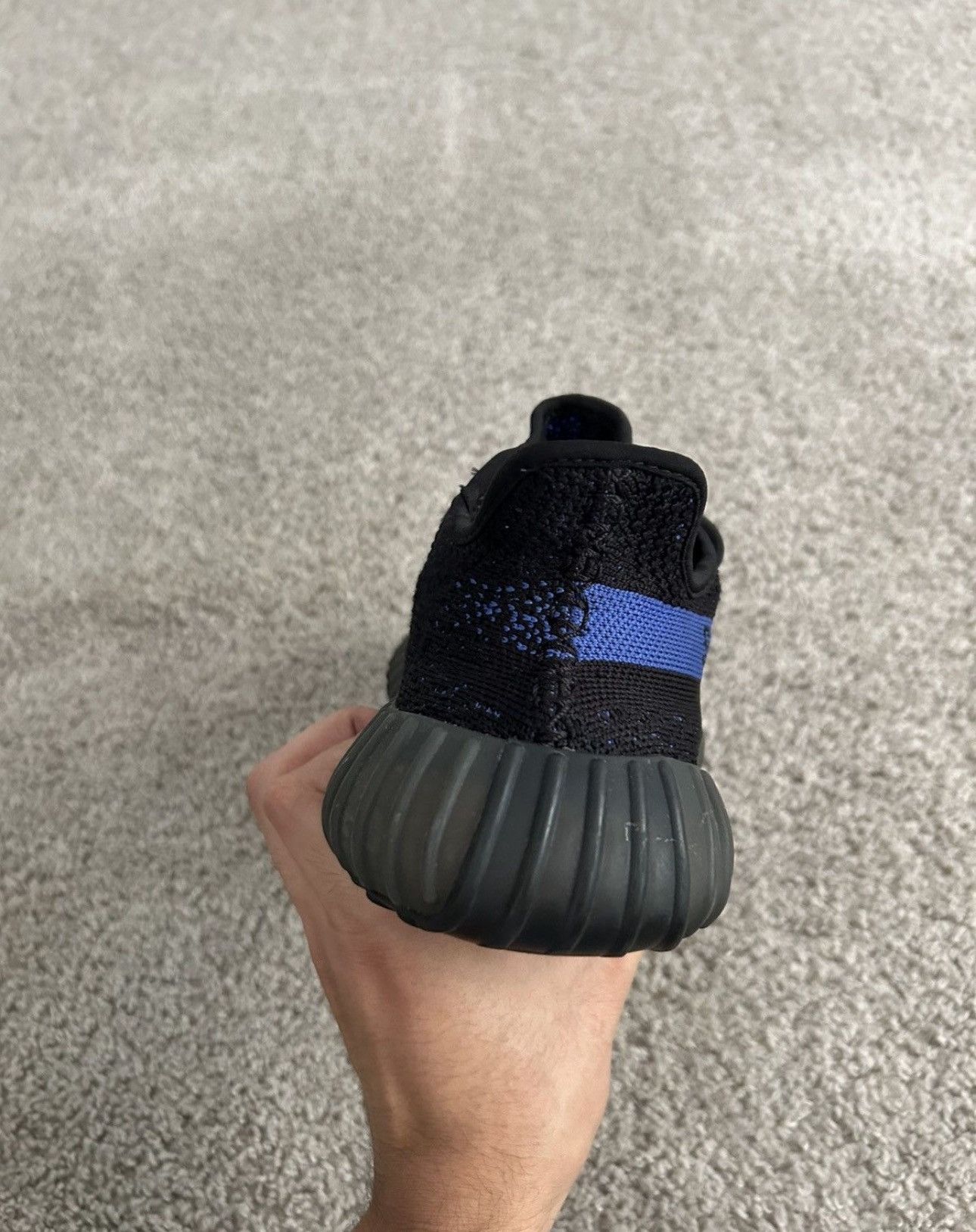 Yeezy Boost 350 V2 Dazzling Blue Size 6